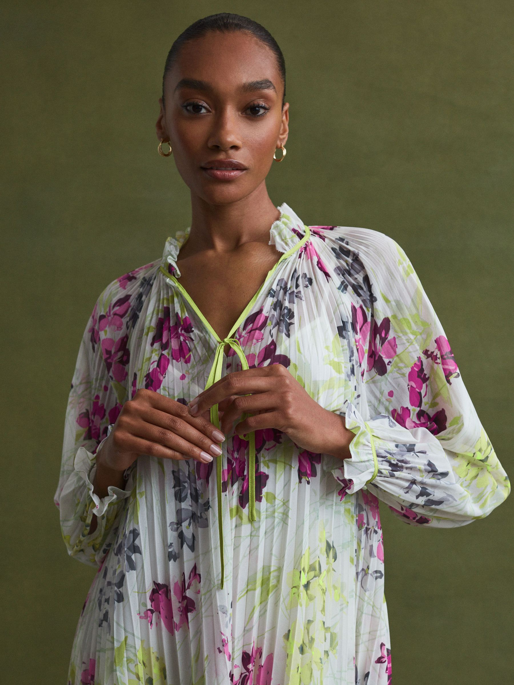 Florere Floral Pleated Midi Dress in Ivory - Image 3 of 5