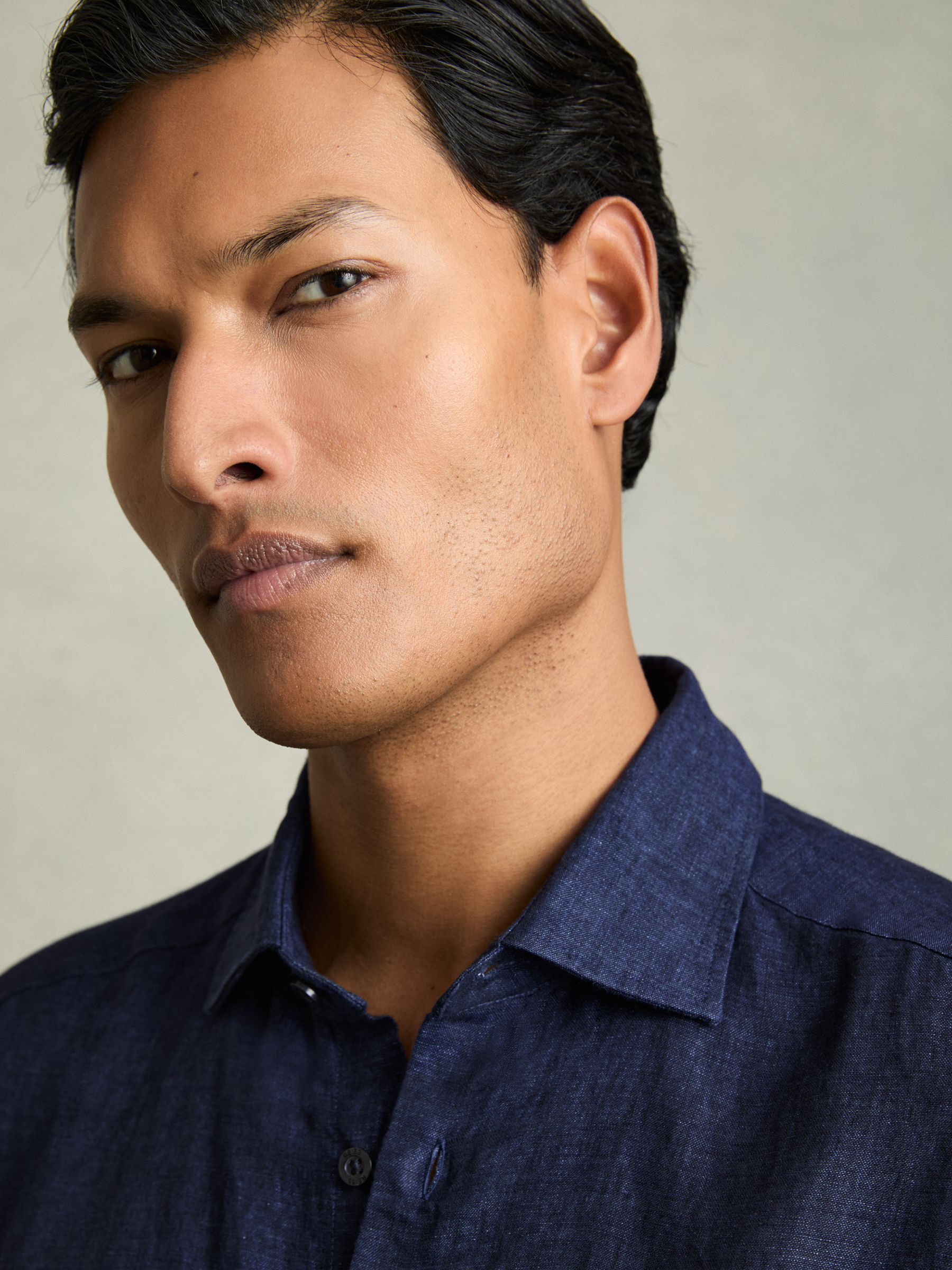 Slim Fit Linen Button-Through Shirt in Navy - Image 4 of 7