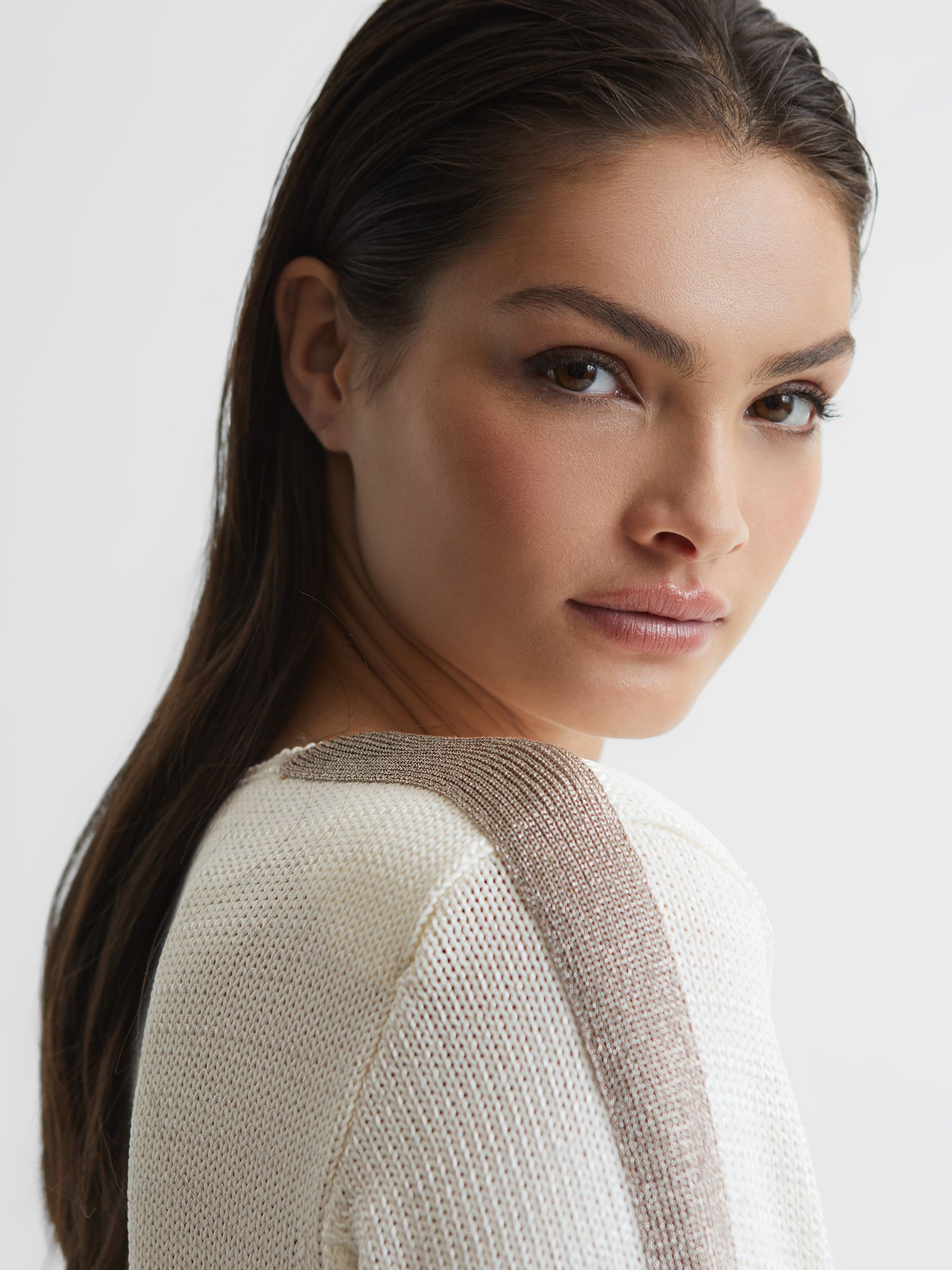 Colourblock V-Neck Knitted Jumper in Ivory/Gold - Image 6 of 7