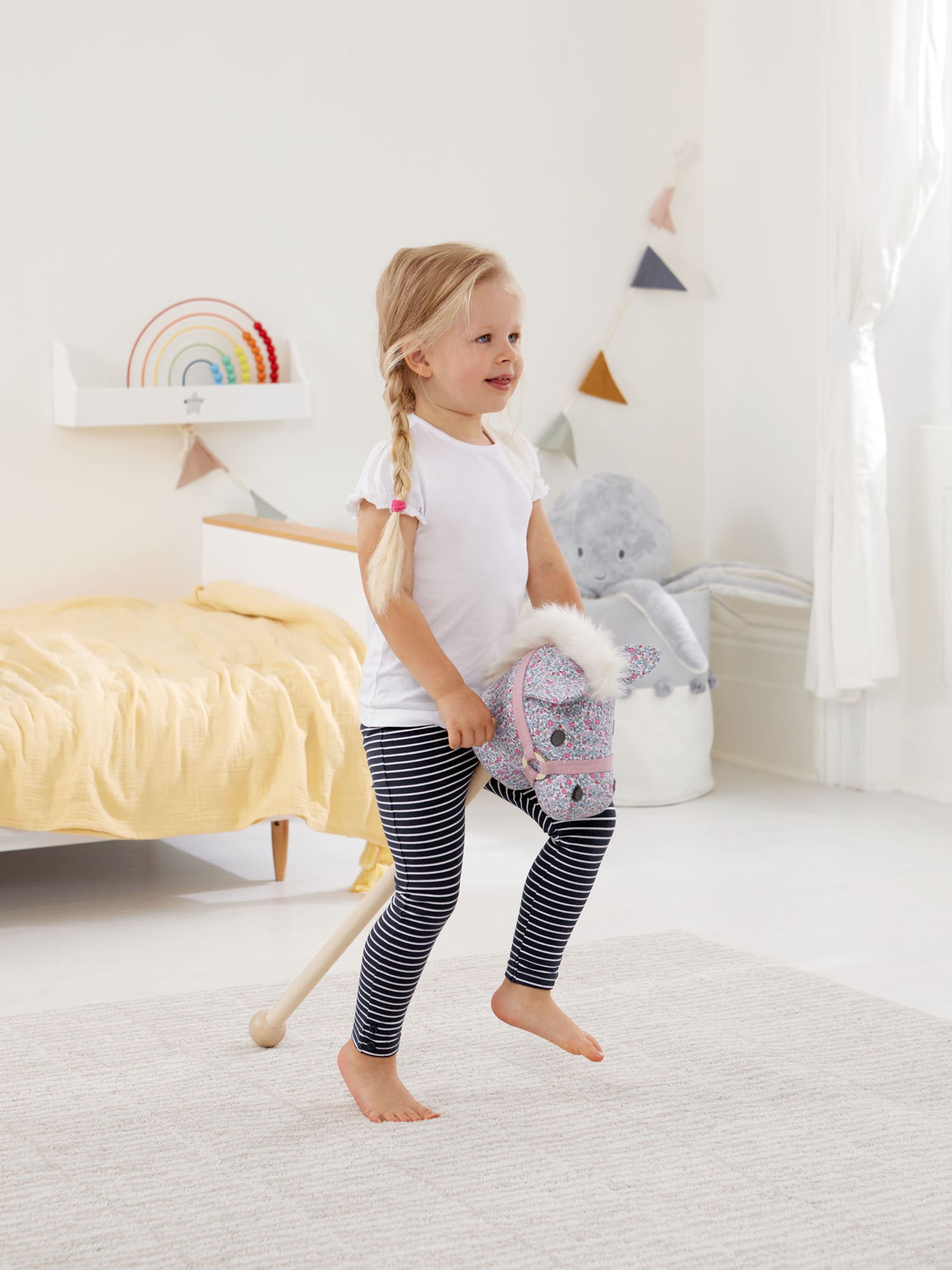Ditsy Hobby Horse - Image 4 of 5