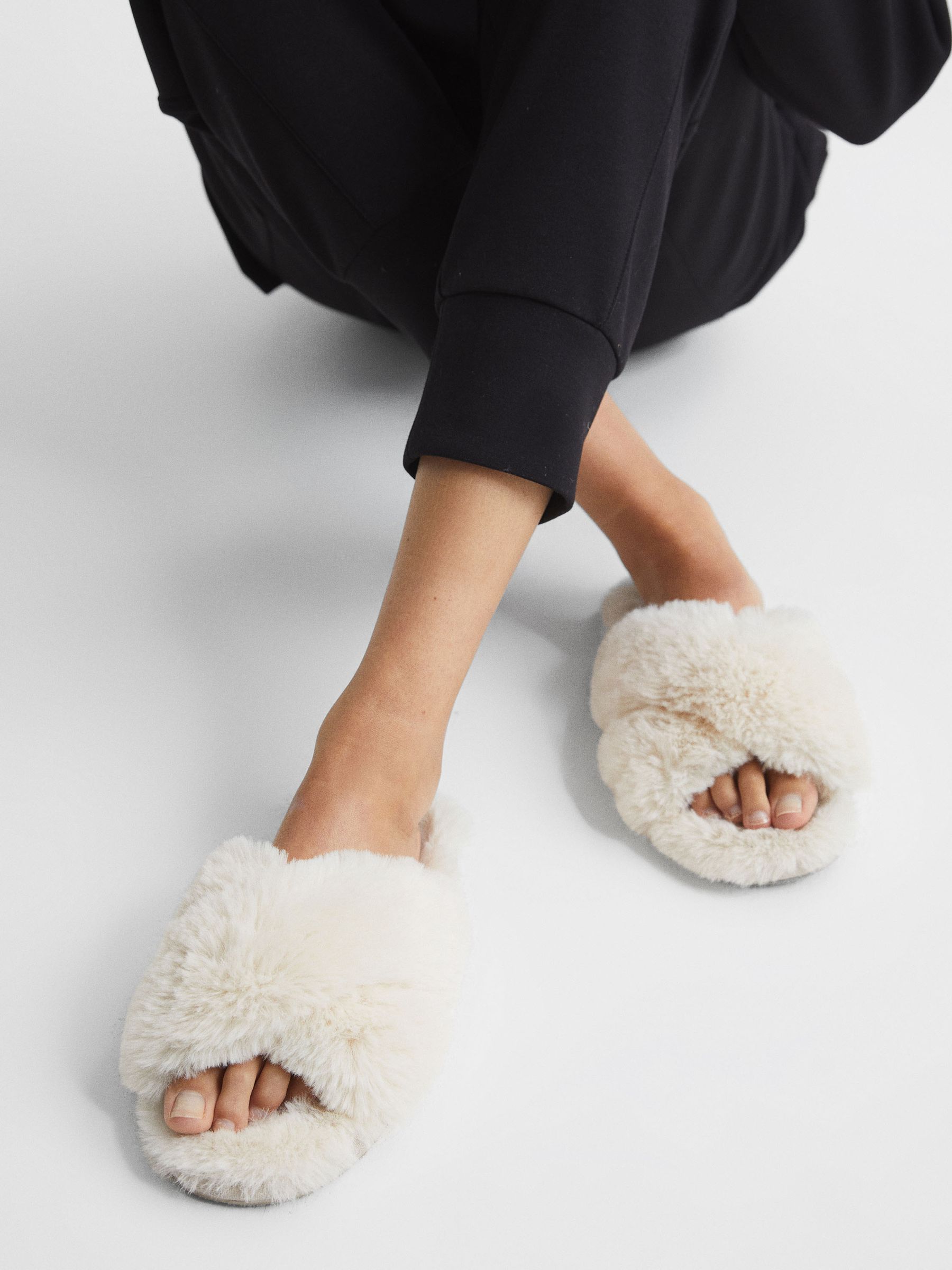 Faux Fur Cross Over Slippers in Off White - Image 3 of 6
