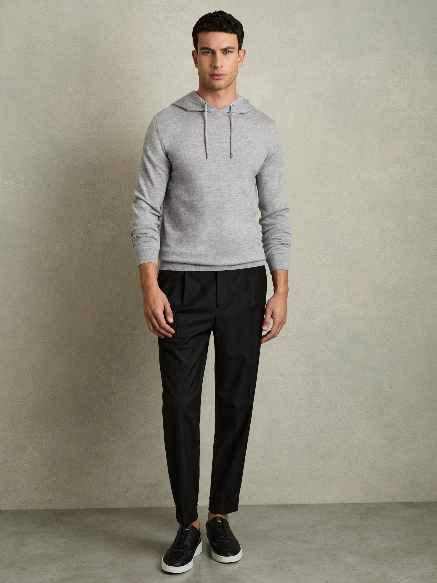 Merino Wool Drawstring Hoodie in Soft Grey Mouline - Obrázek 3 z 7