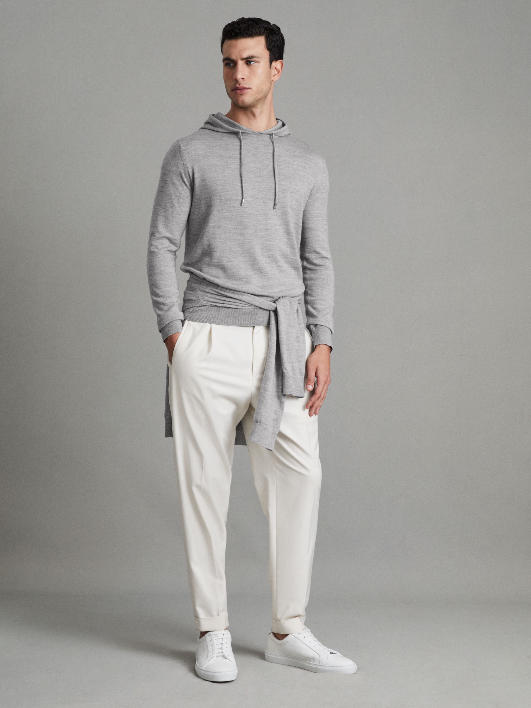 Merino Wool Drawstring Hoodie in Soft Grey Mouline - Obrázek 7 z 7
