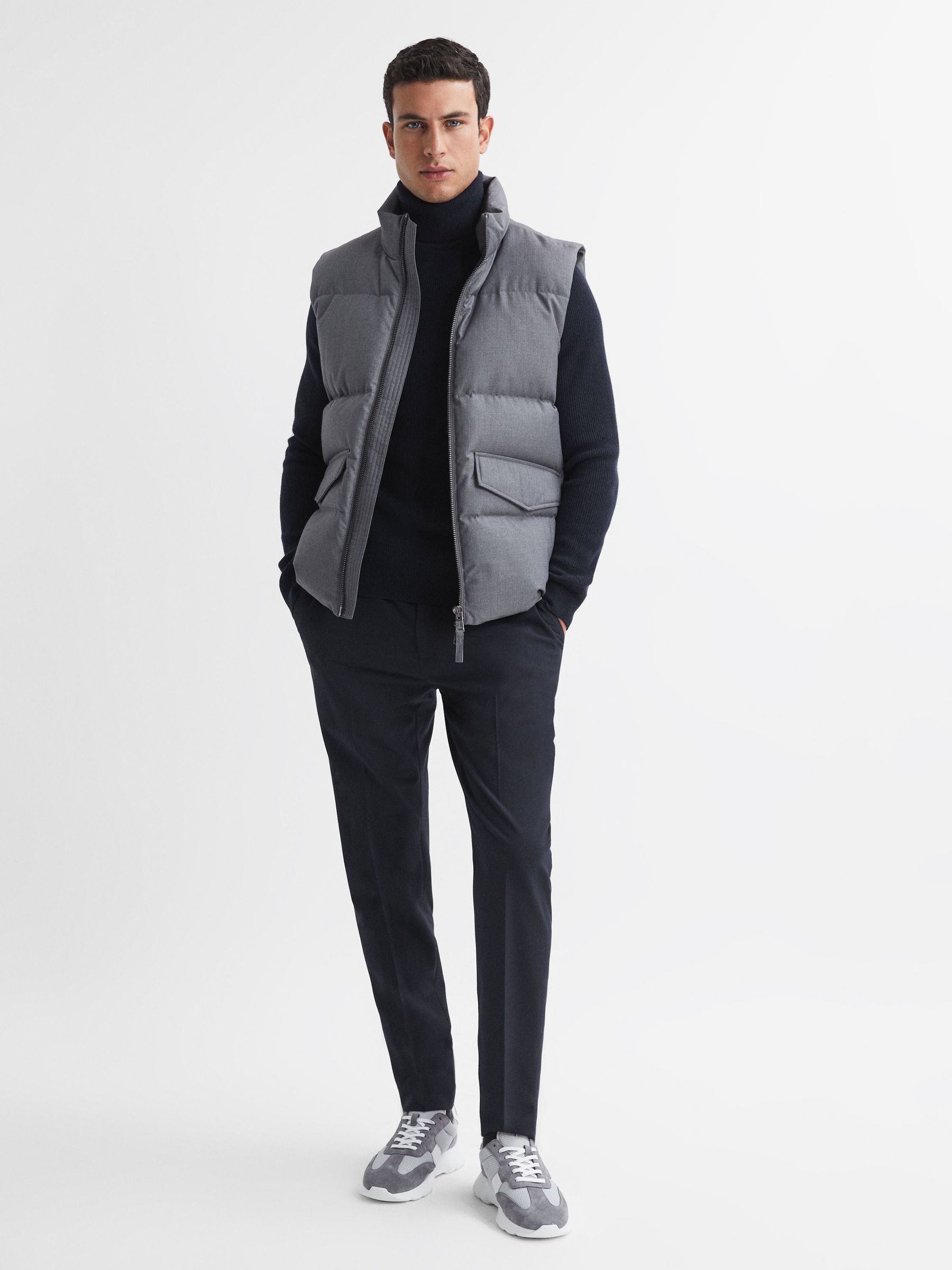 Quilted Sleeveless Gilet in Grey - Image 3 of 5