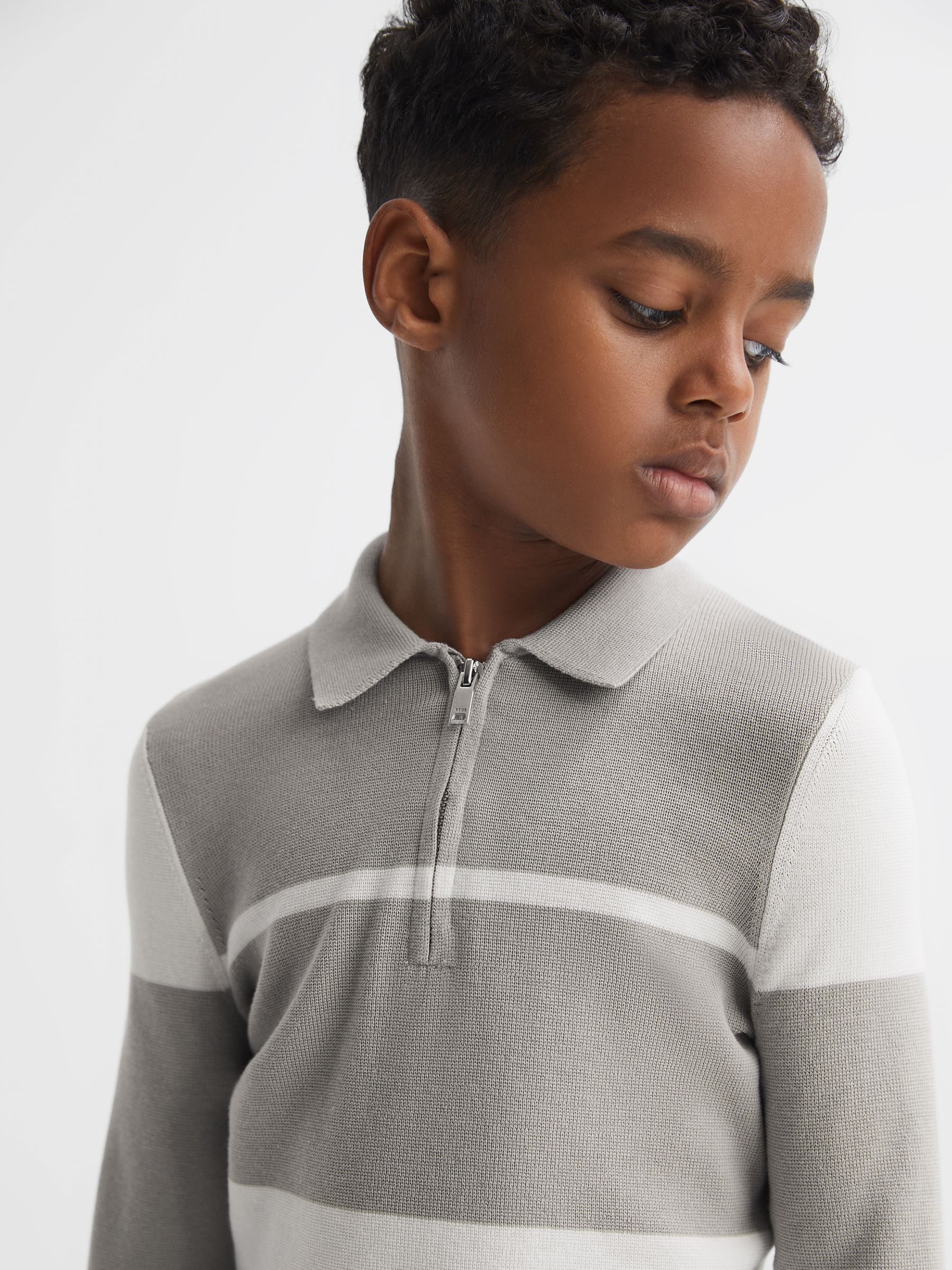 9-14 yrs Slim Fit Half-Zip Long Sleeve Polo Shirt in Soft Grey/White - Image 4 of 6