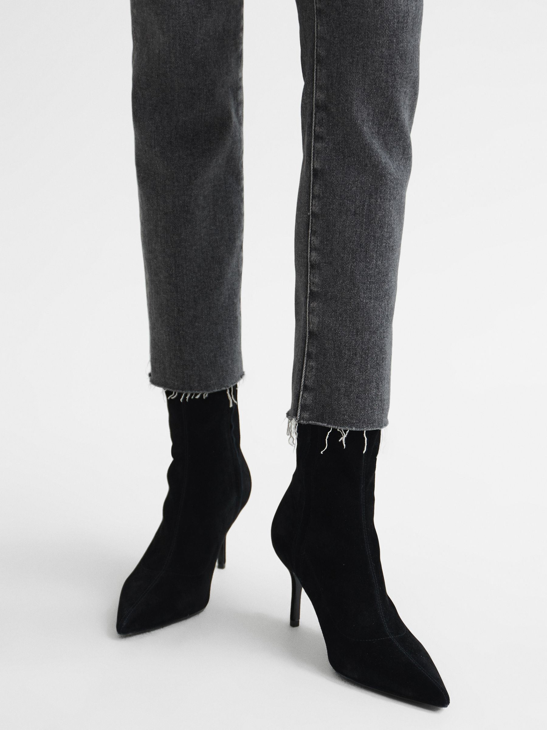 Paige Cindy Straight Leg Raw Hem Jeans in Washed Black - Image 8 of 9
