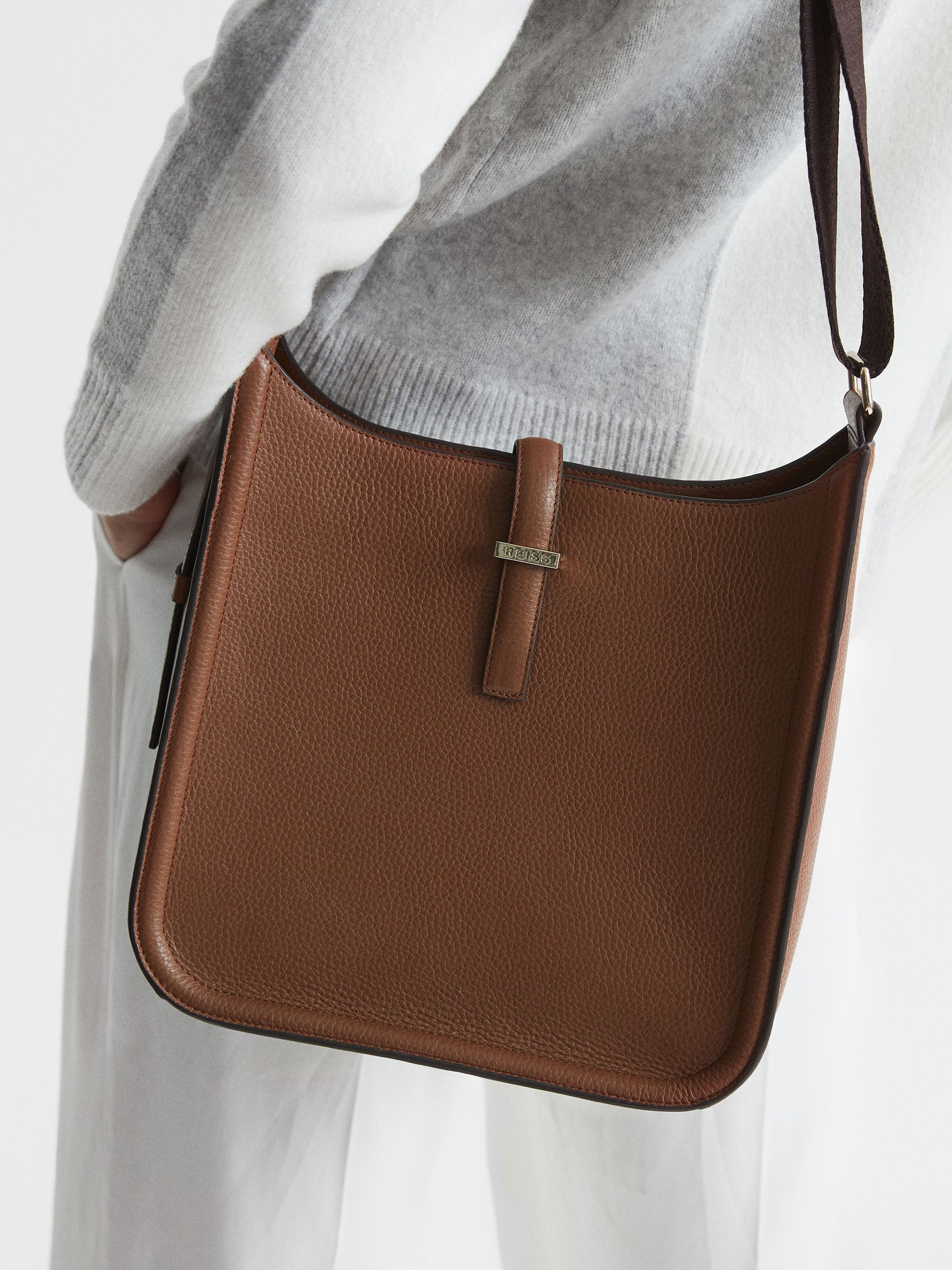 Leather Shoulder Bag in Tan - Image 3 of 7