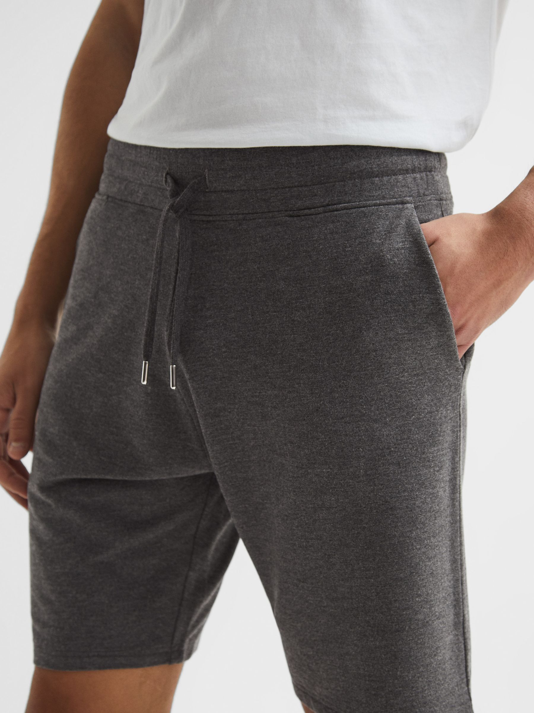 Short en jersey gris foncé - Image 4 of 6