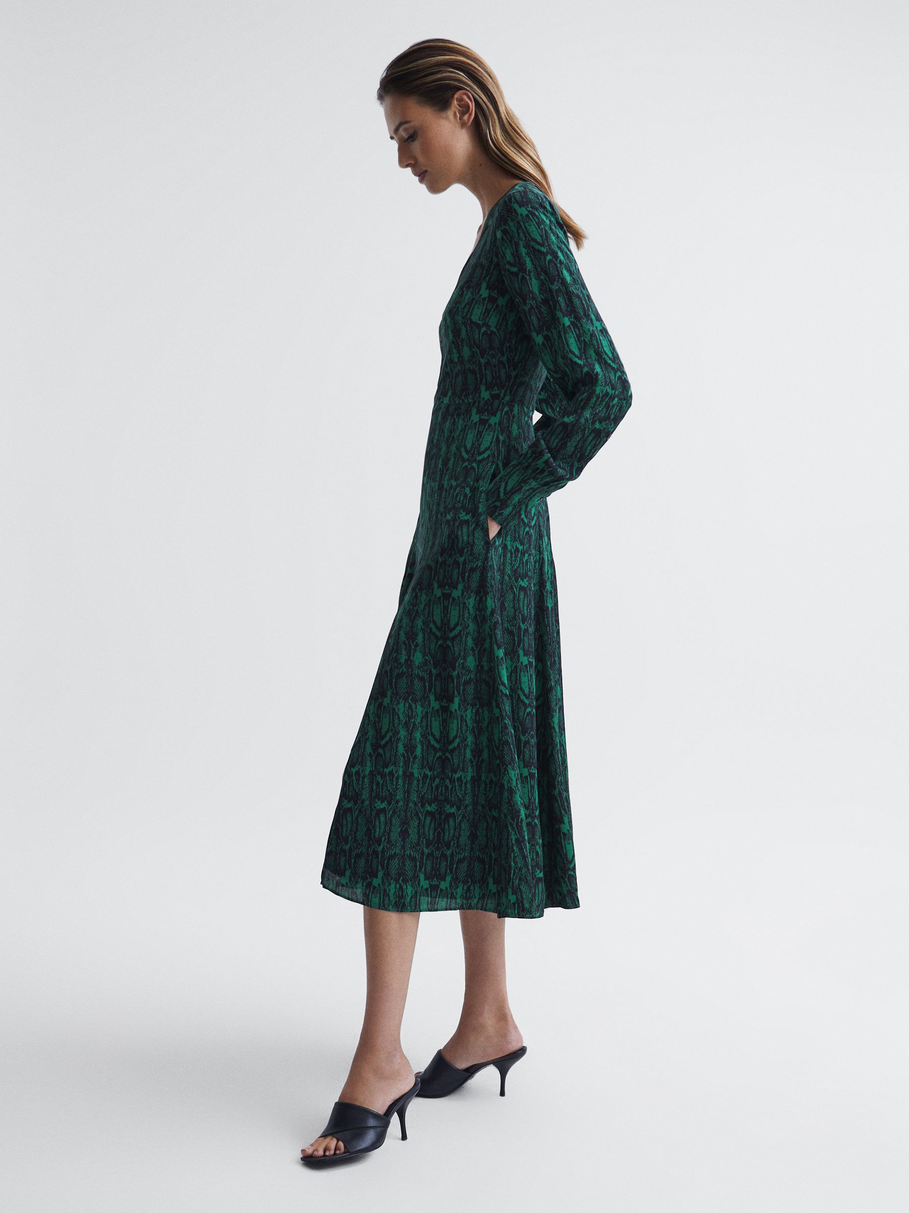 Long Sleeve Printed Midi Dress in Teal - Image 6 of 7