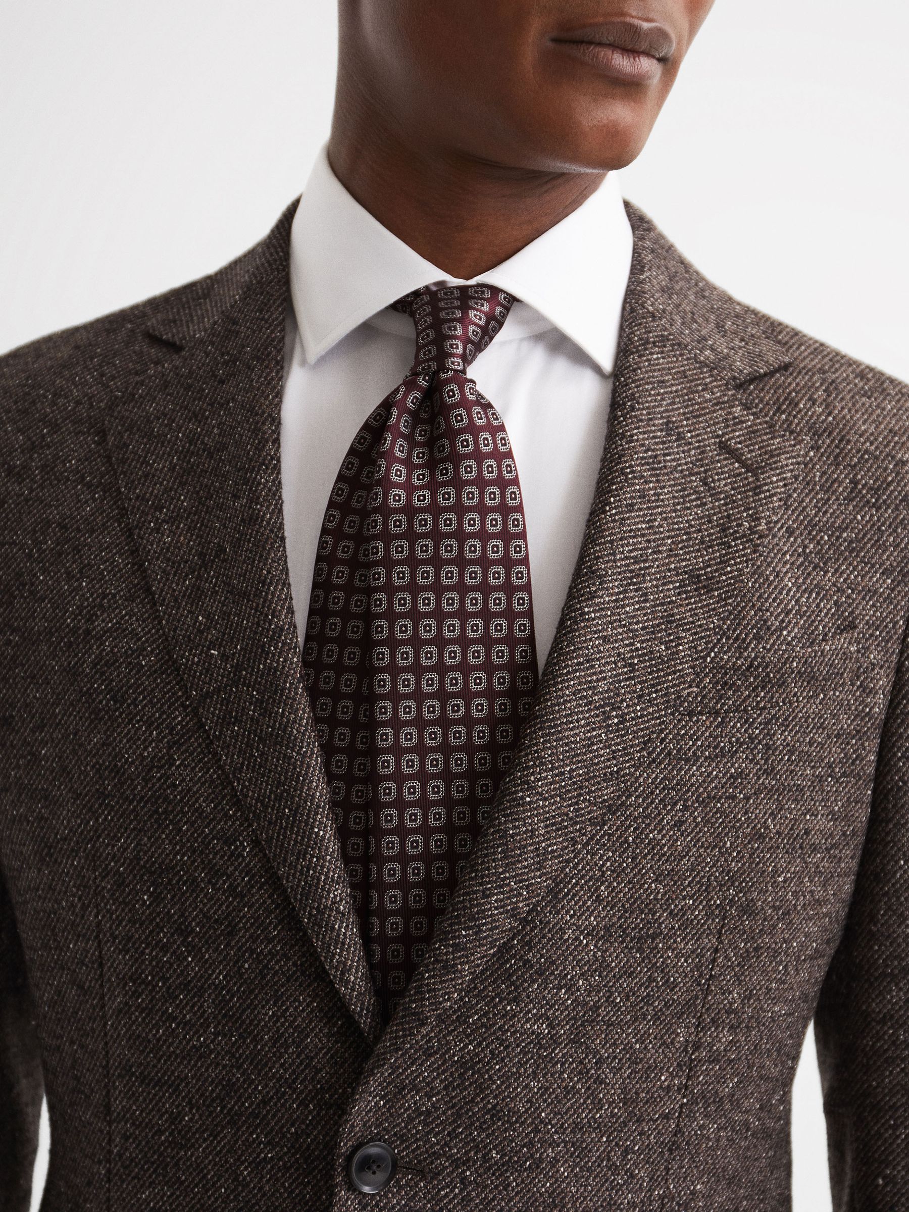 Geo Jacquard Print Silk Tie in Burgundy - Image 3 of 5