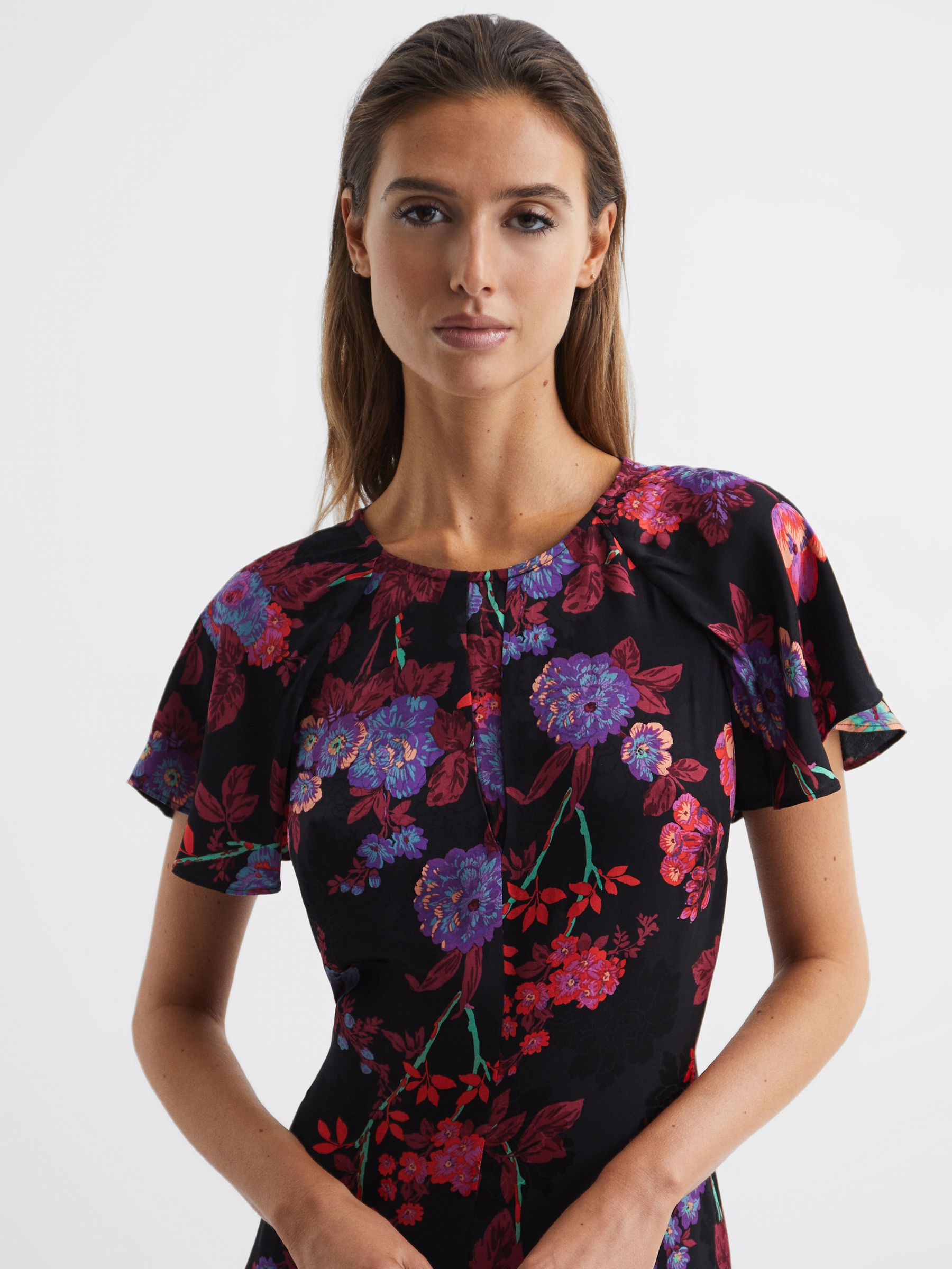 Fitted Floral Print Midi Dress in Black/Pink - Image 4 of 7