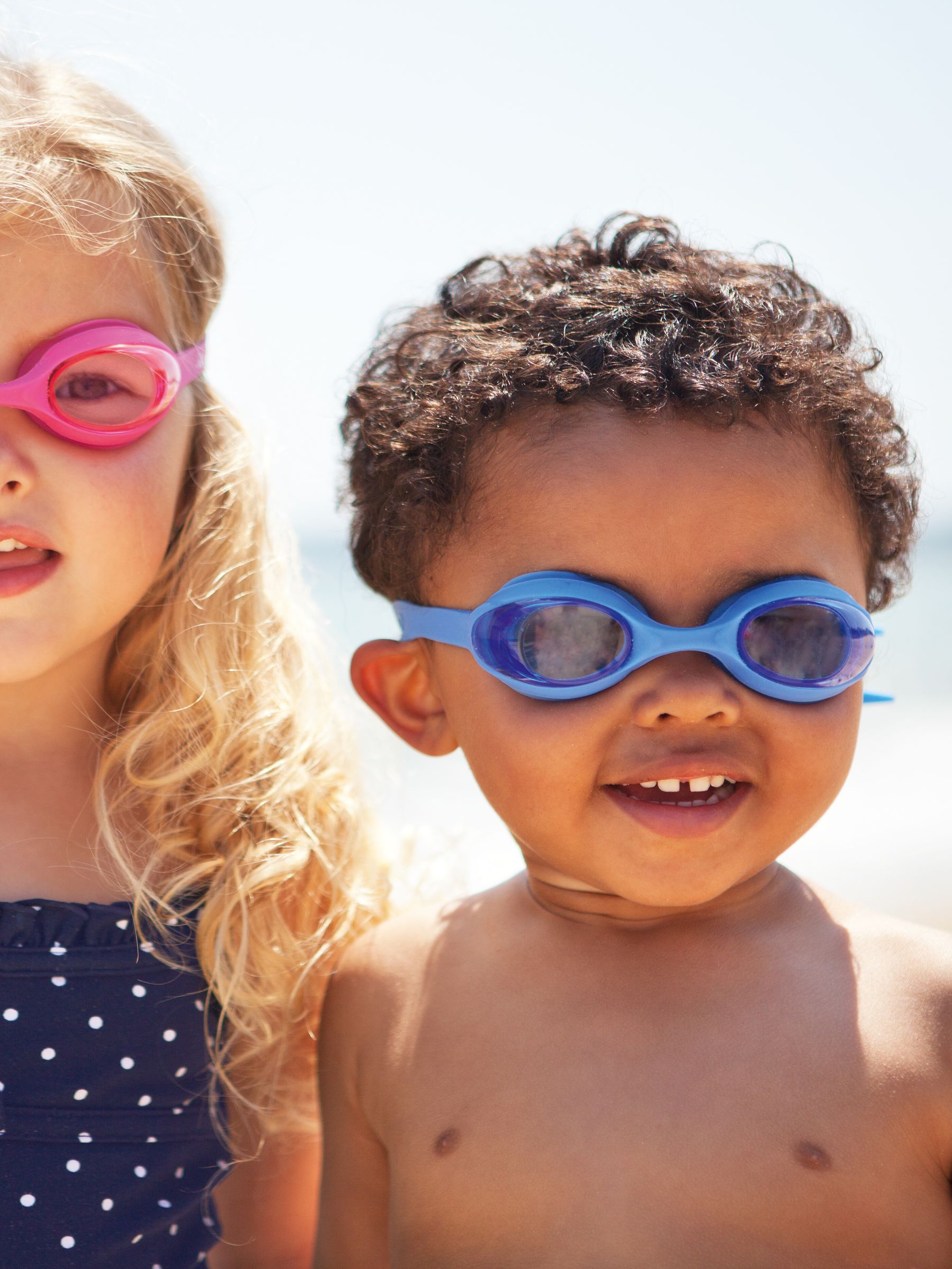 Fuchsia Pink Children's Swimming Goggles - Image 2 of 2