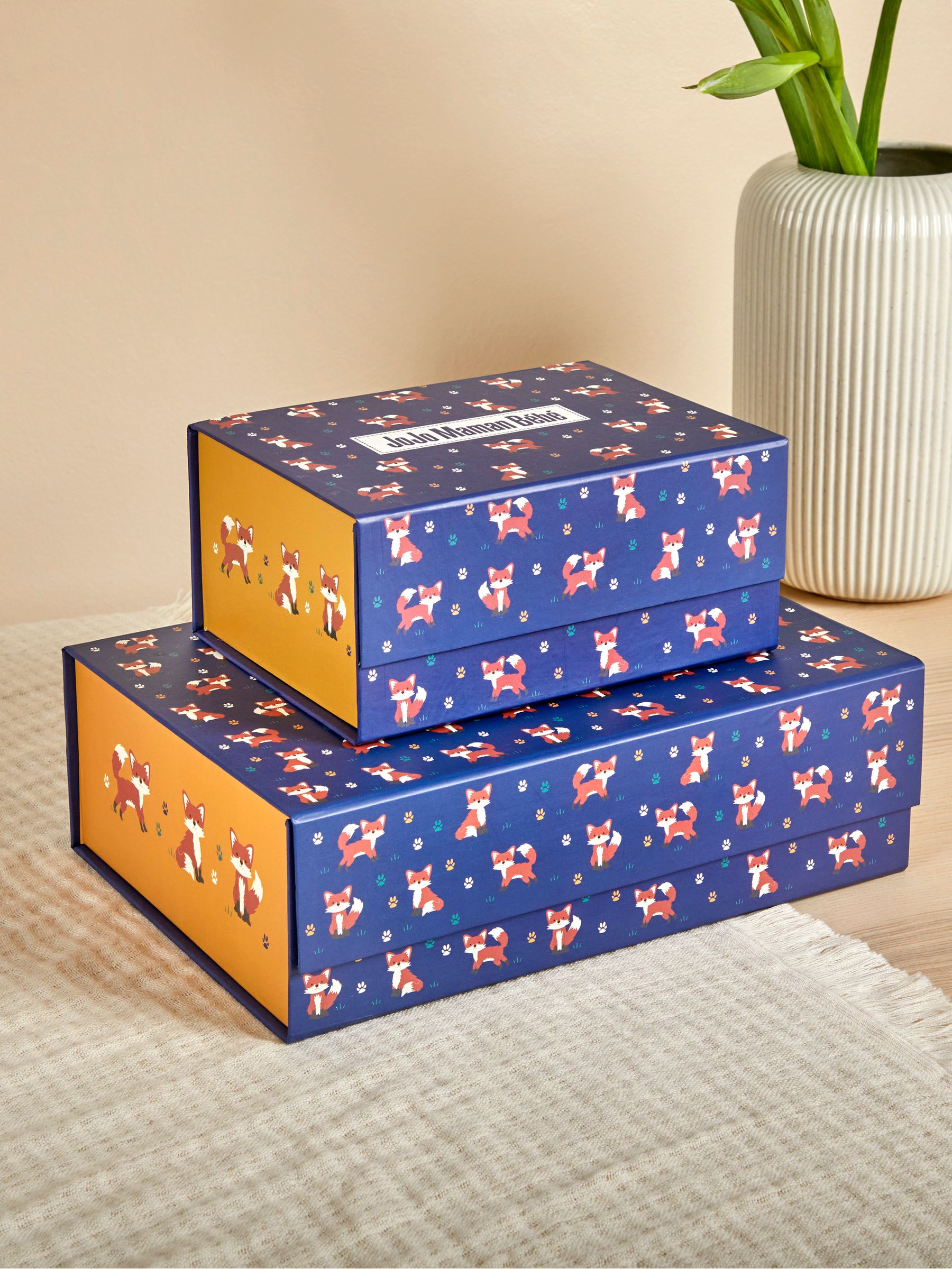 Navy Fox Small Gift Box - Image 2 of 3