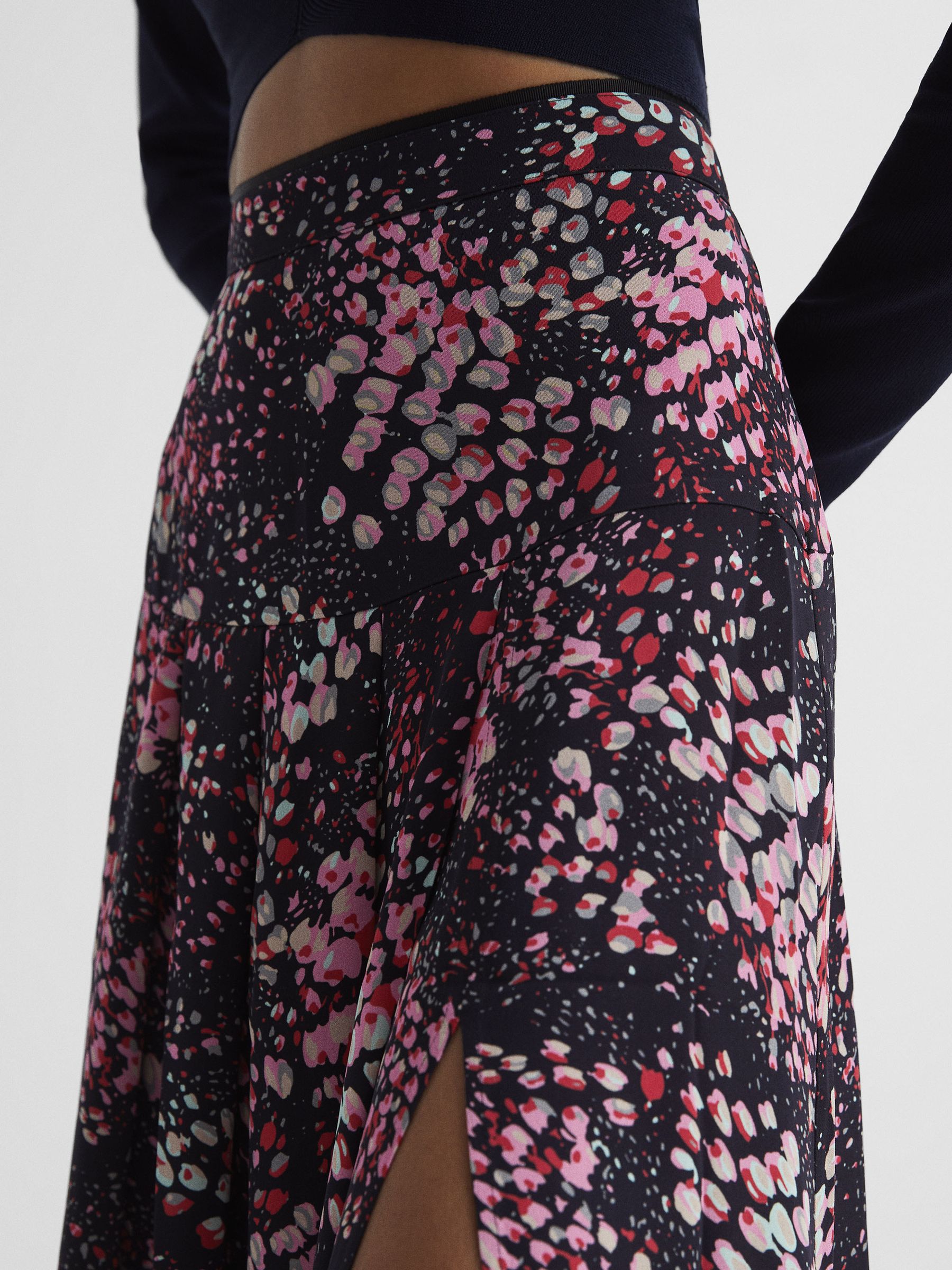 Printed Slip Skirt in Black - Image 4 of 6