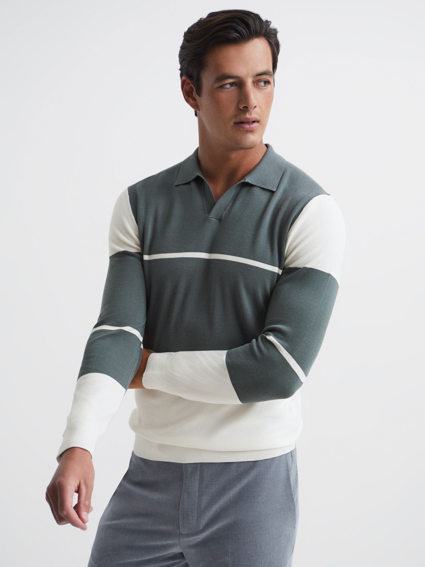 Chemise coupe slim color block à col ouvert en sauge foncé/blanc - Image 1 de 7