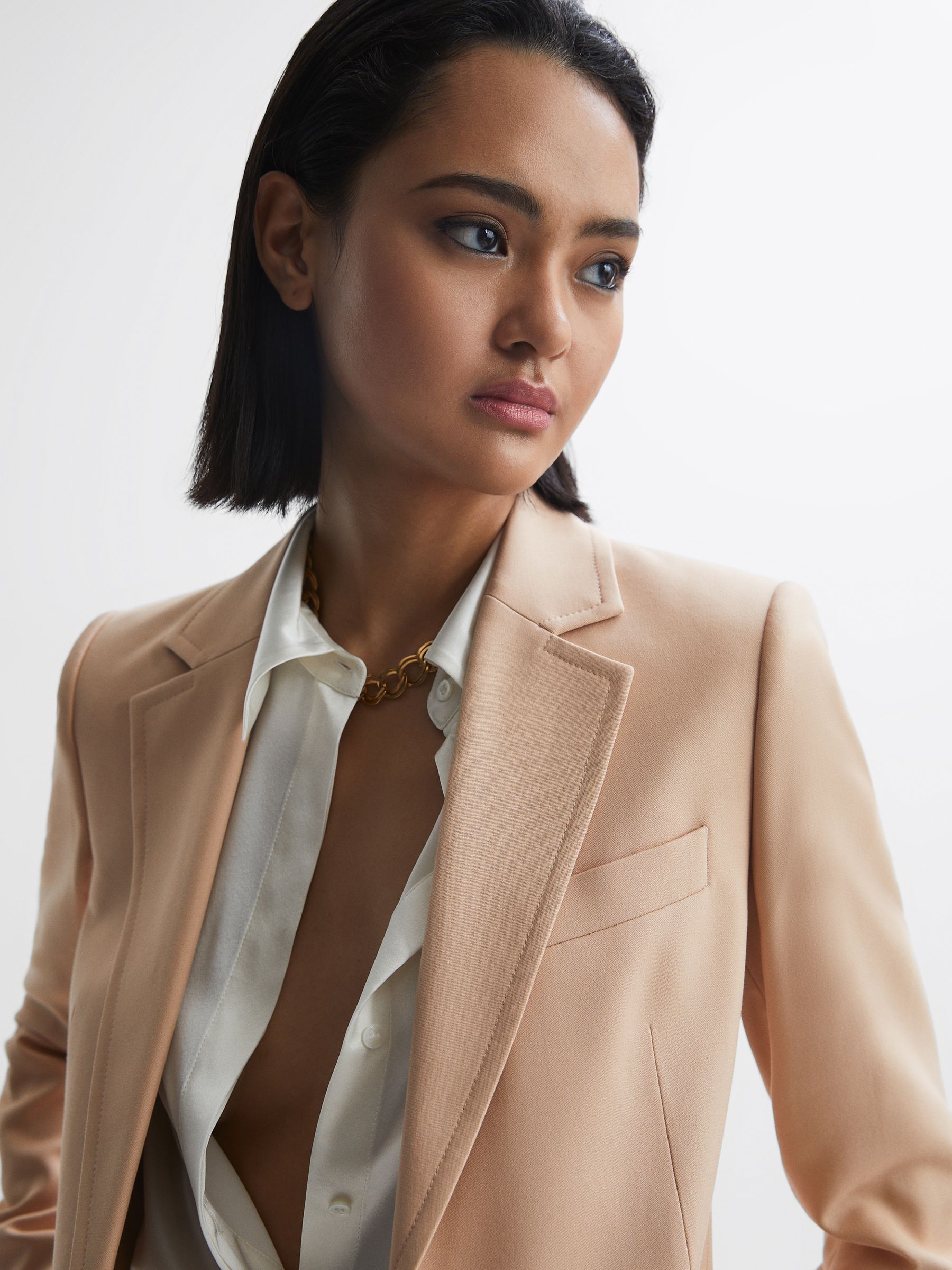 Tailored Single Breasted Blazer in Camel - Image 4 of 10