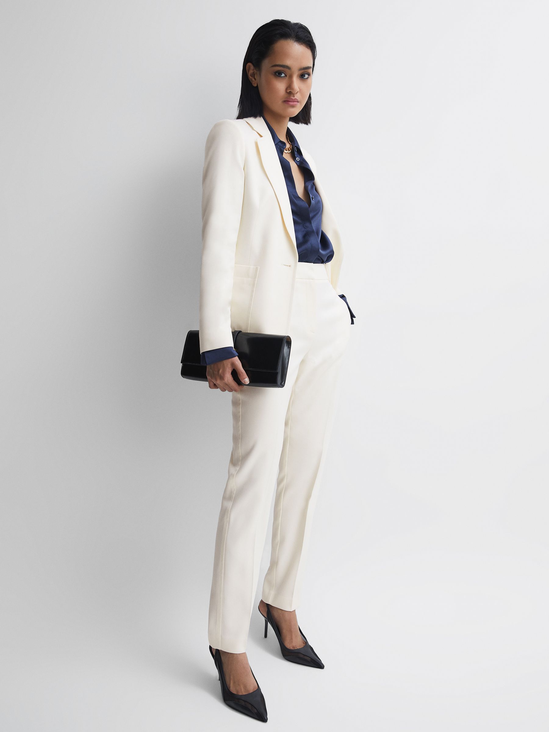 Tailored Single Breasted Blazer in Cream - Image 4 of 7