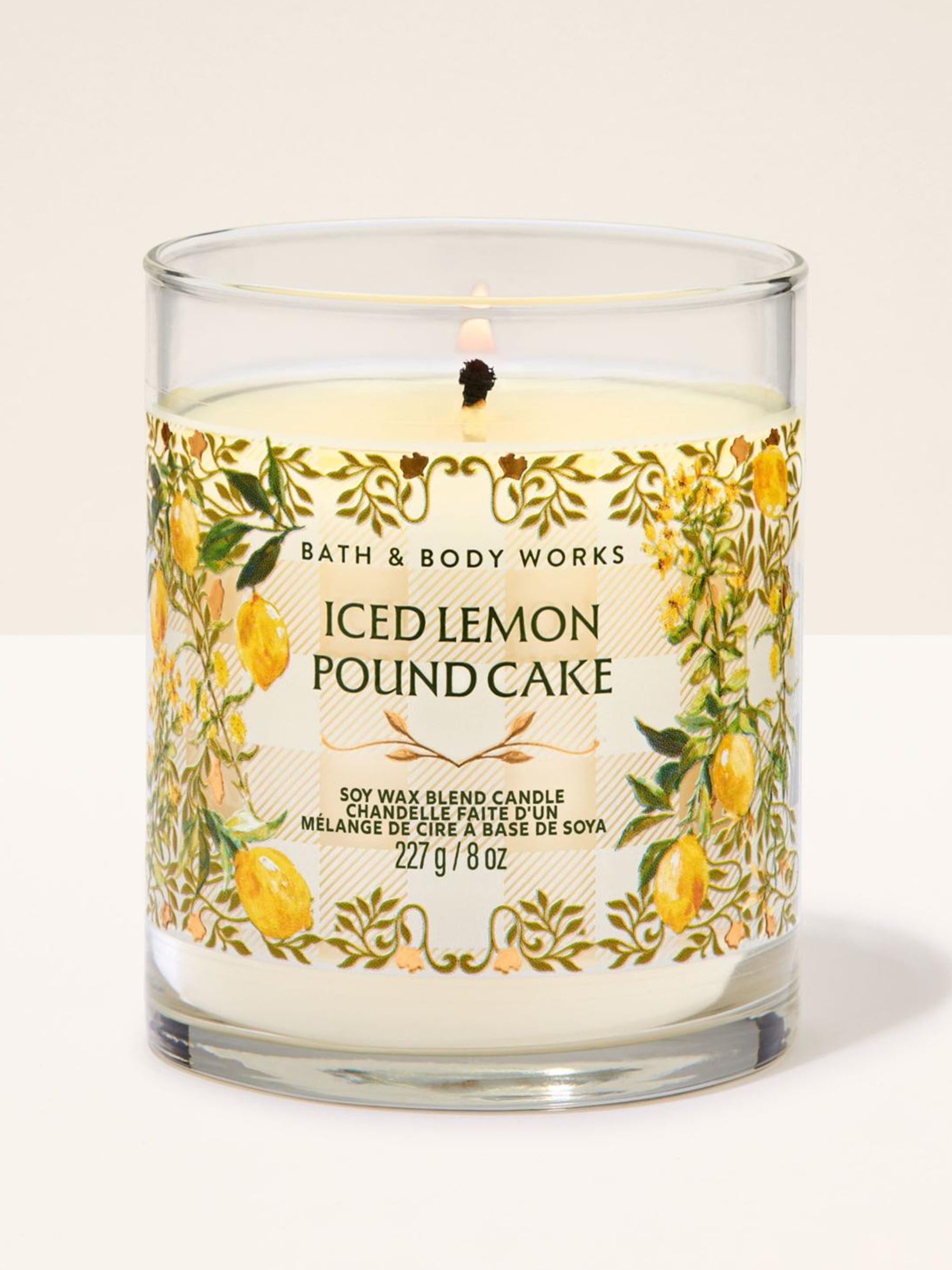 Iced lemon pound cake Single Wick Candle 227g - Image 1 of 3 Iced lemon pound cake Single Wick Candle 227g - Image 1 of 3