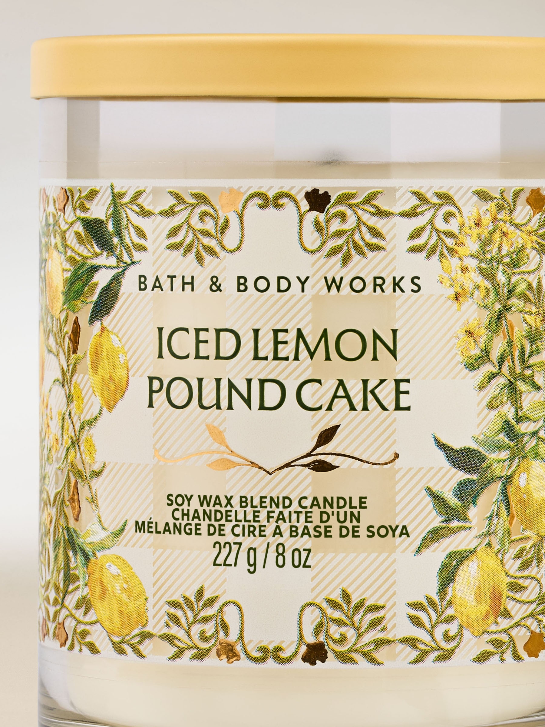 Iced lemon pound cake Single Wick Candle 227g - Image 2 of 3 Iced lemon pound cake Single Wick Candle 227g - Image 2 of 3