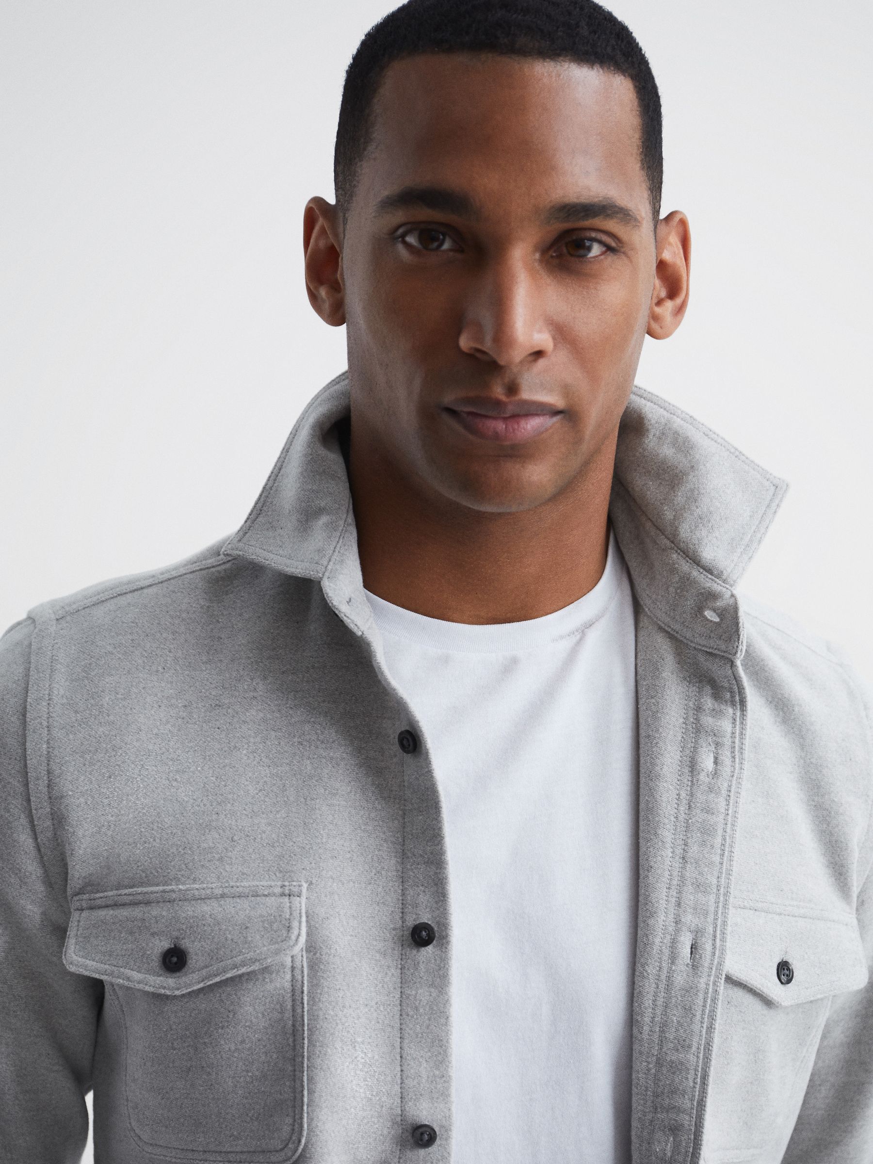 Reiss Twin Pocket Overshirt in Soft Grey | REISS