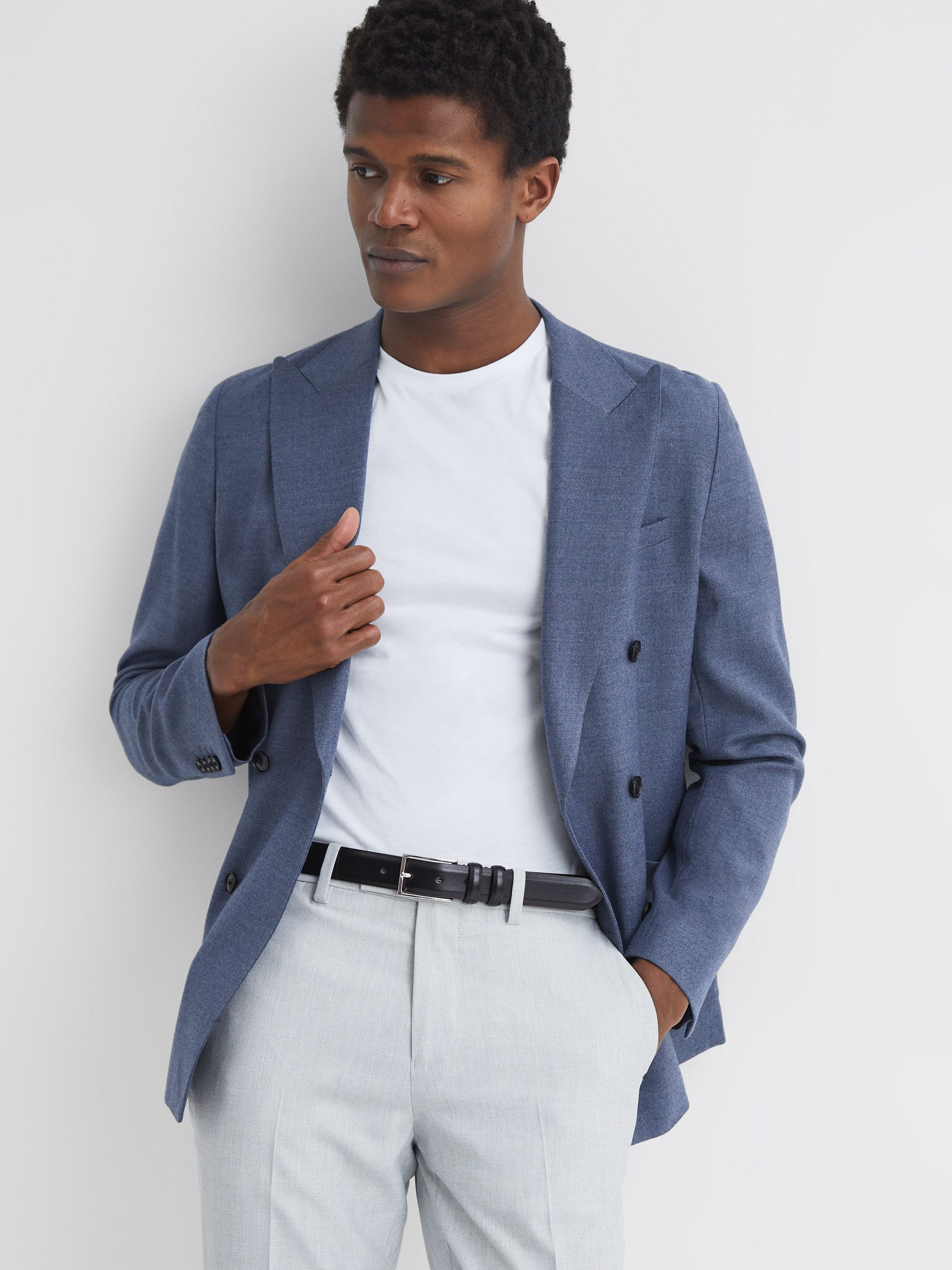 Smooth Leather Belt in Black - Image 2 of 4 Smooth Leather Belt in Black - Image 2 of 4