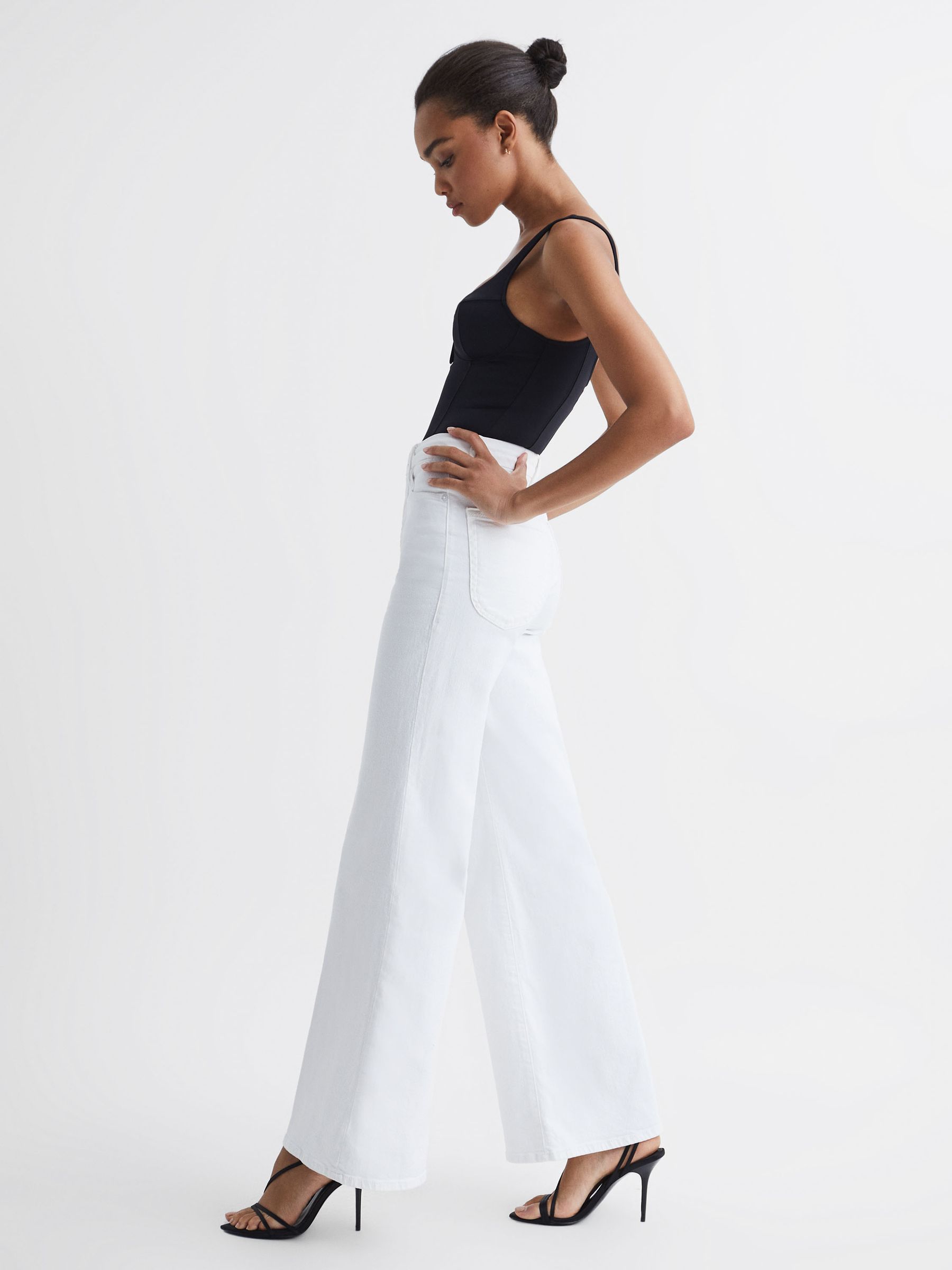 Good American Palazzo Jeans in White - Image 7 of 9