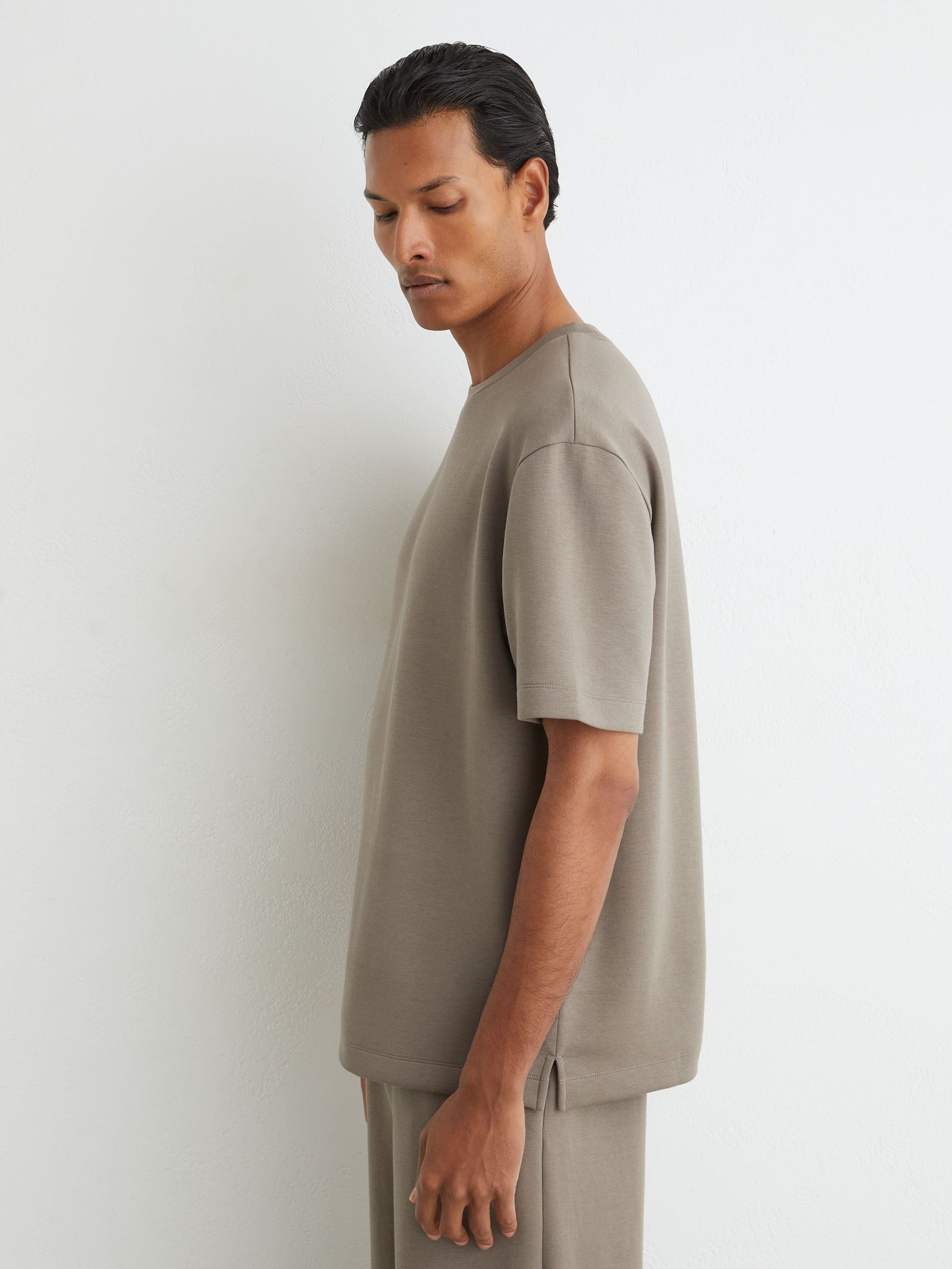 T-Shirt in Mushroom Brown - Image 4 of 6