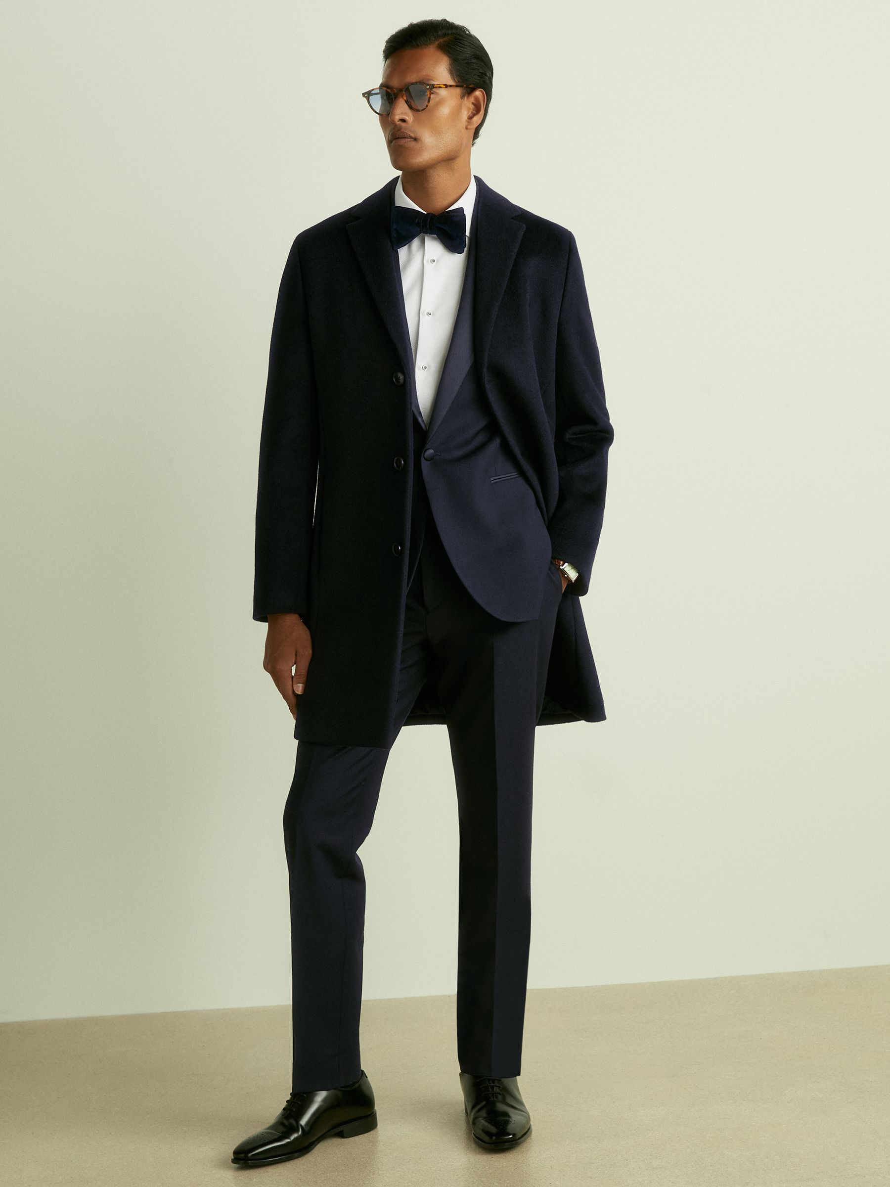 Peak Lapel Regular Fit Single Breasted Tuxedo Jacket in Navy - Image 3 of 7