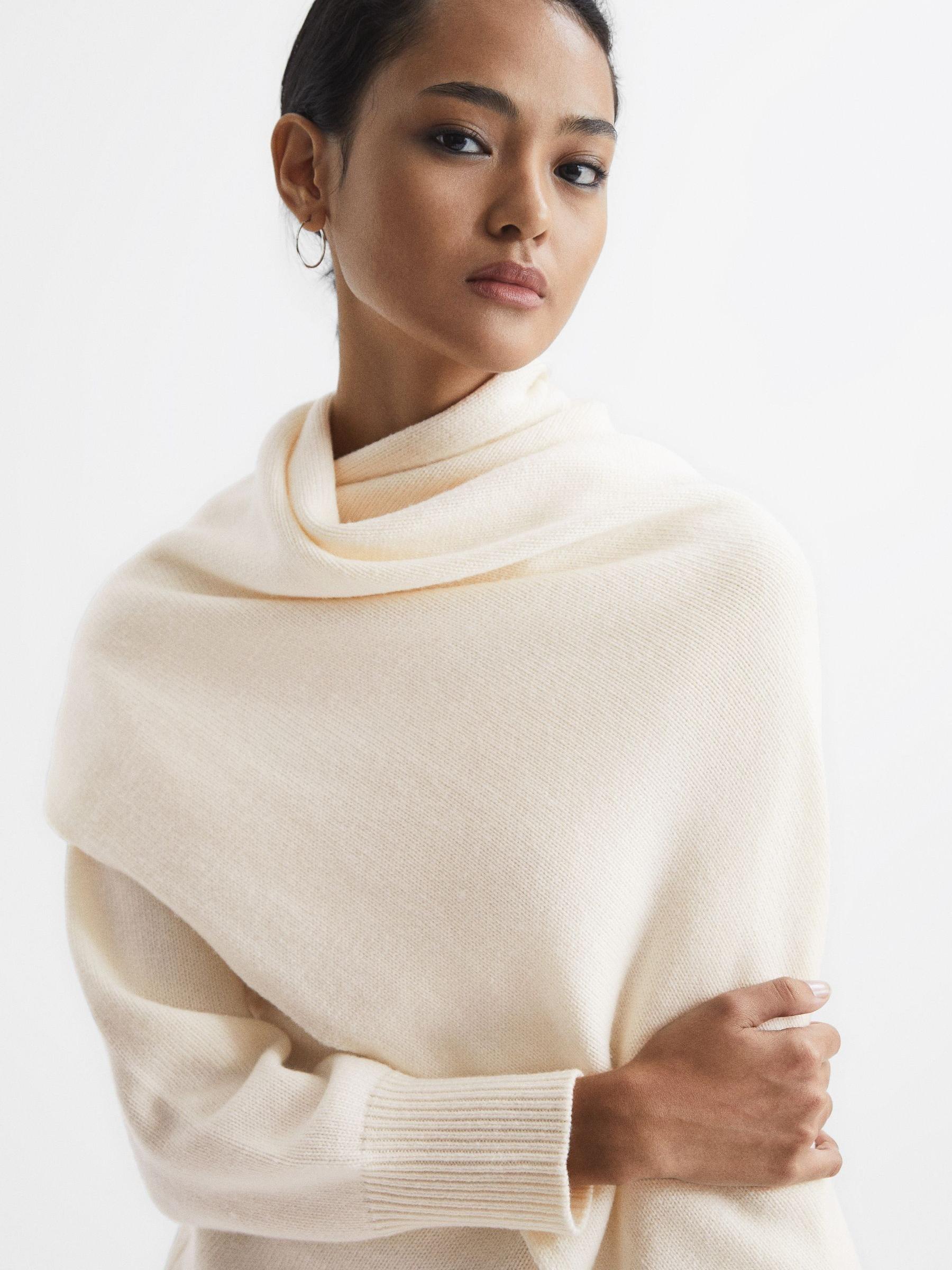 Shawl Collar Knitted Top in Cream - Image 4 of 6