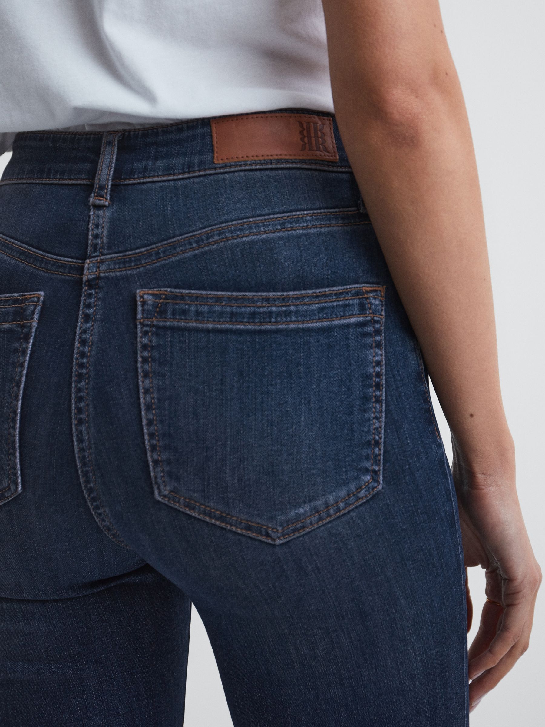 Petite High Rise Flared Jeans in Mid Blue - Image 4 of 6