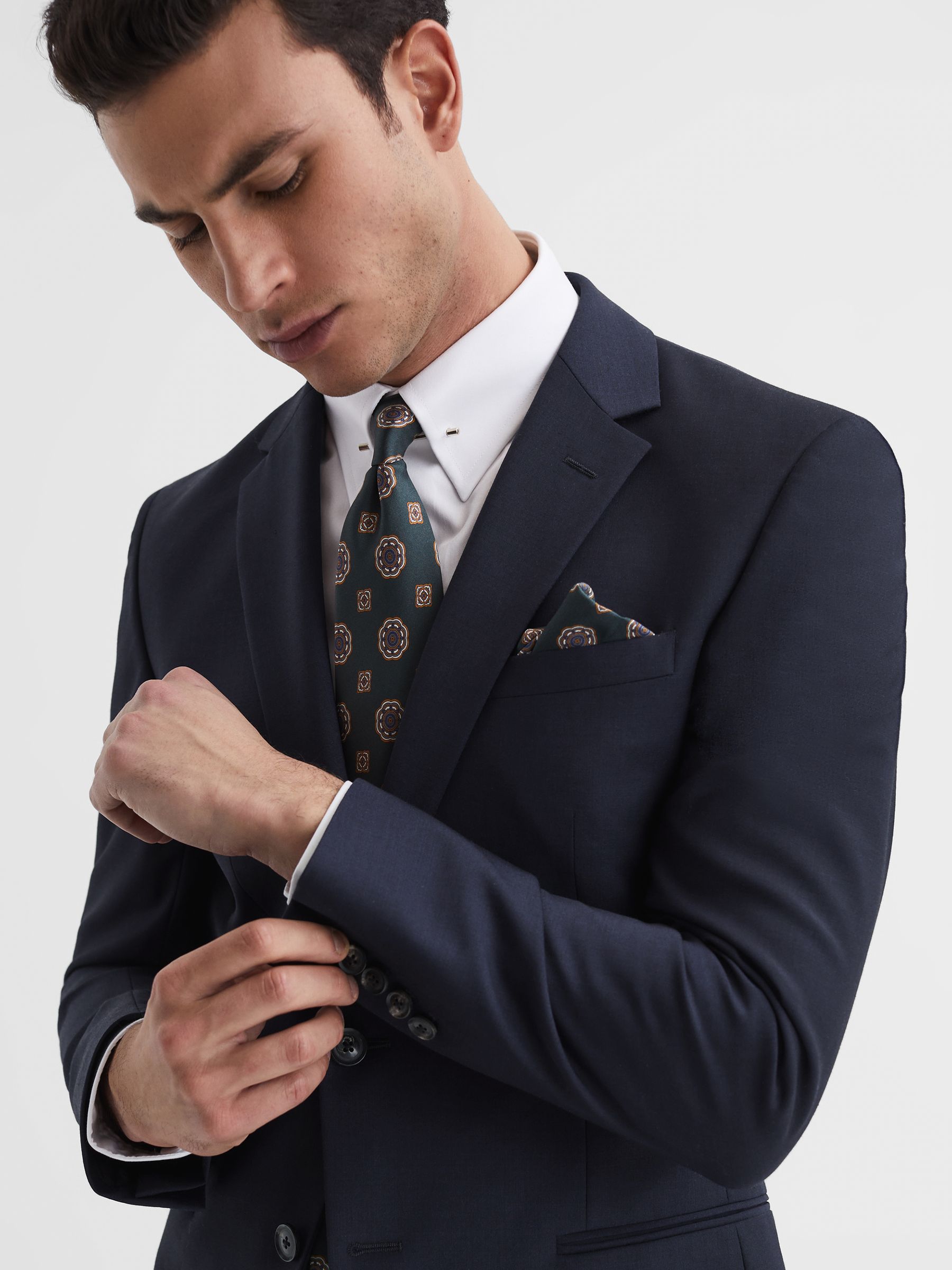 Modern Fit Travel Blazer in Navy - Image 4 of 5