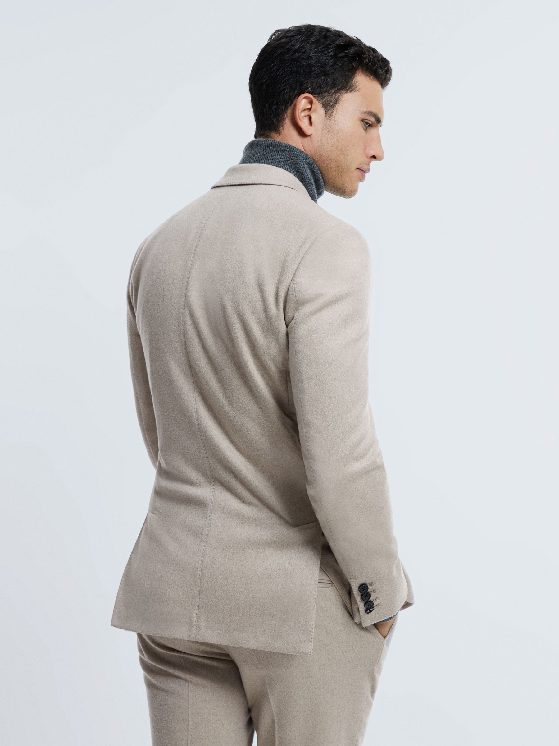 Atelier Italian Cashmere Modern Fit Single Breasted Blazer in Oatmeal - Image 5 of 7