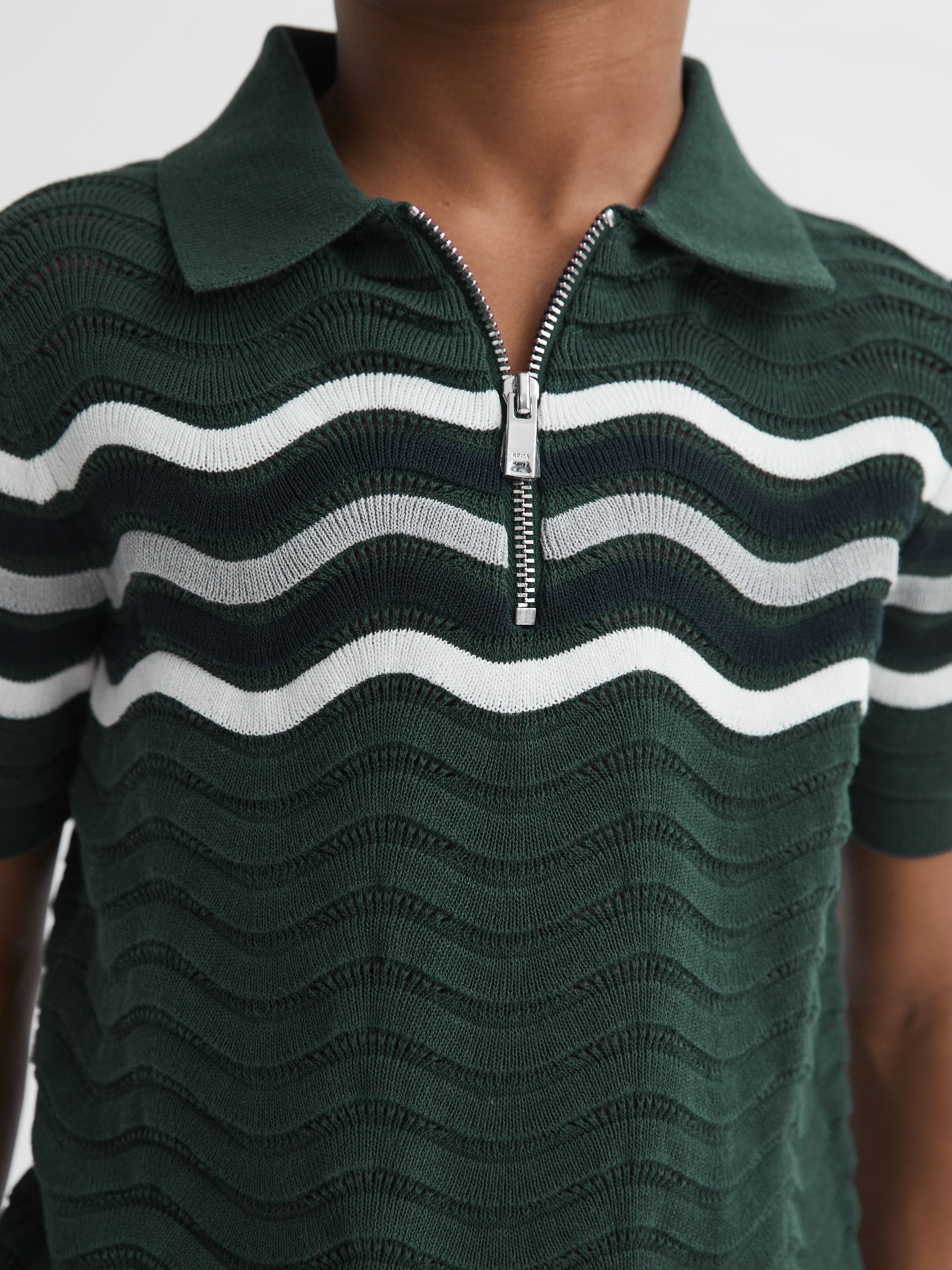 Senior Half-Zip Textured T-Shirt in Emerald - Image 4 of 6