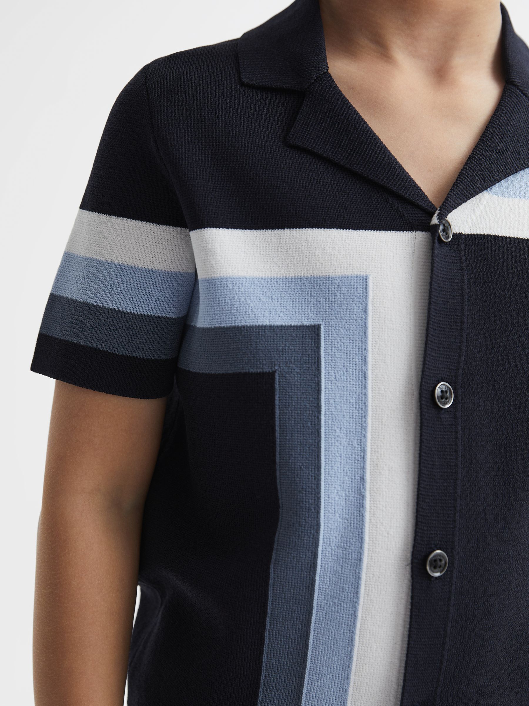 Cuban Collar Colourblock Shirt in Navy - Image 4 of 6