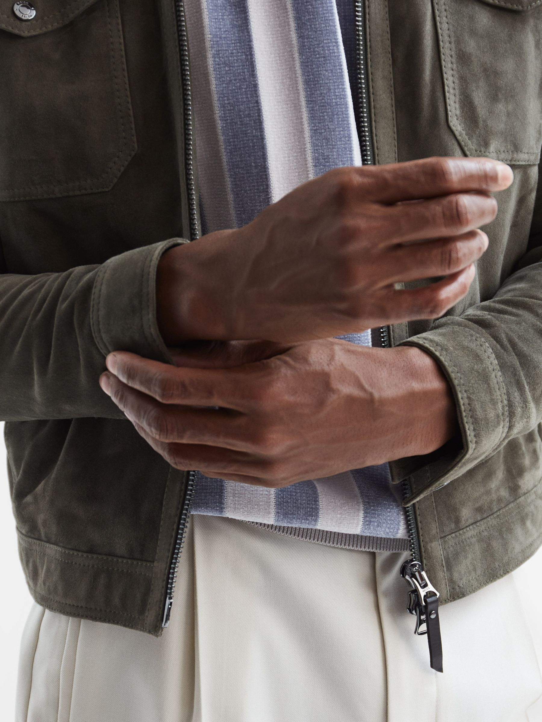Short Sleeve Open Collar Chenille Polo Shirt in Ice Grey/Blue - Image 7 of 7