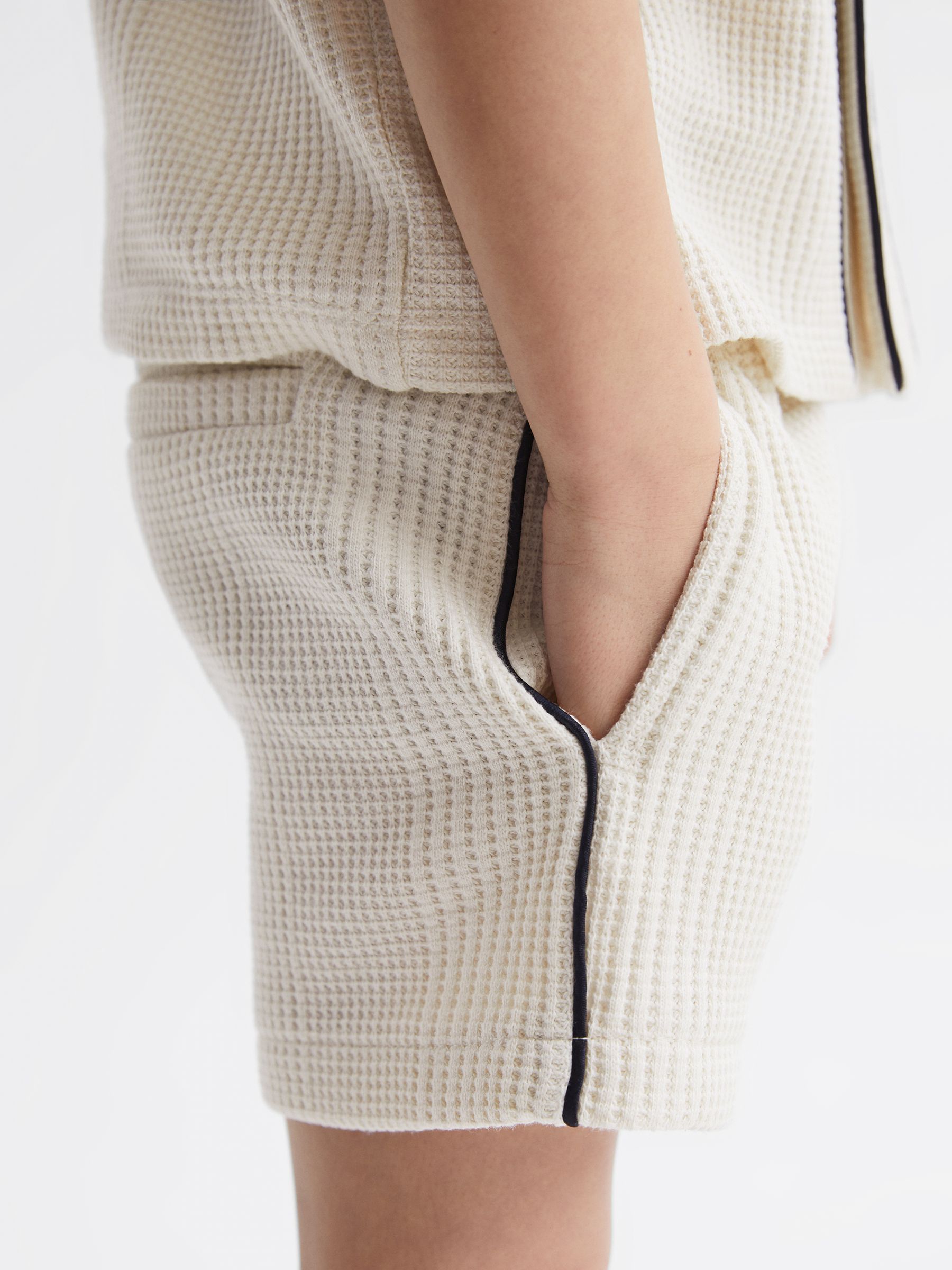 Junior Textured Drawstring Shorts in Ecru - Image 4 of 6