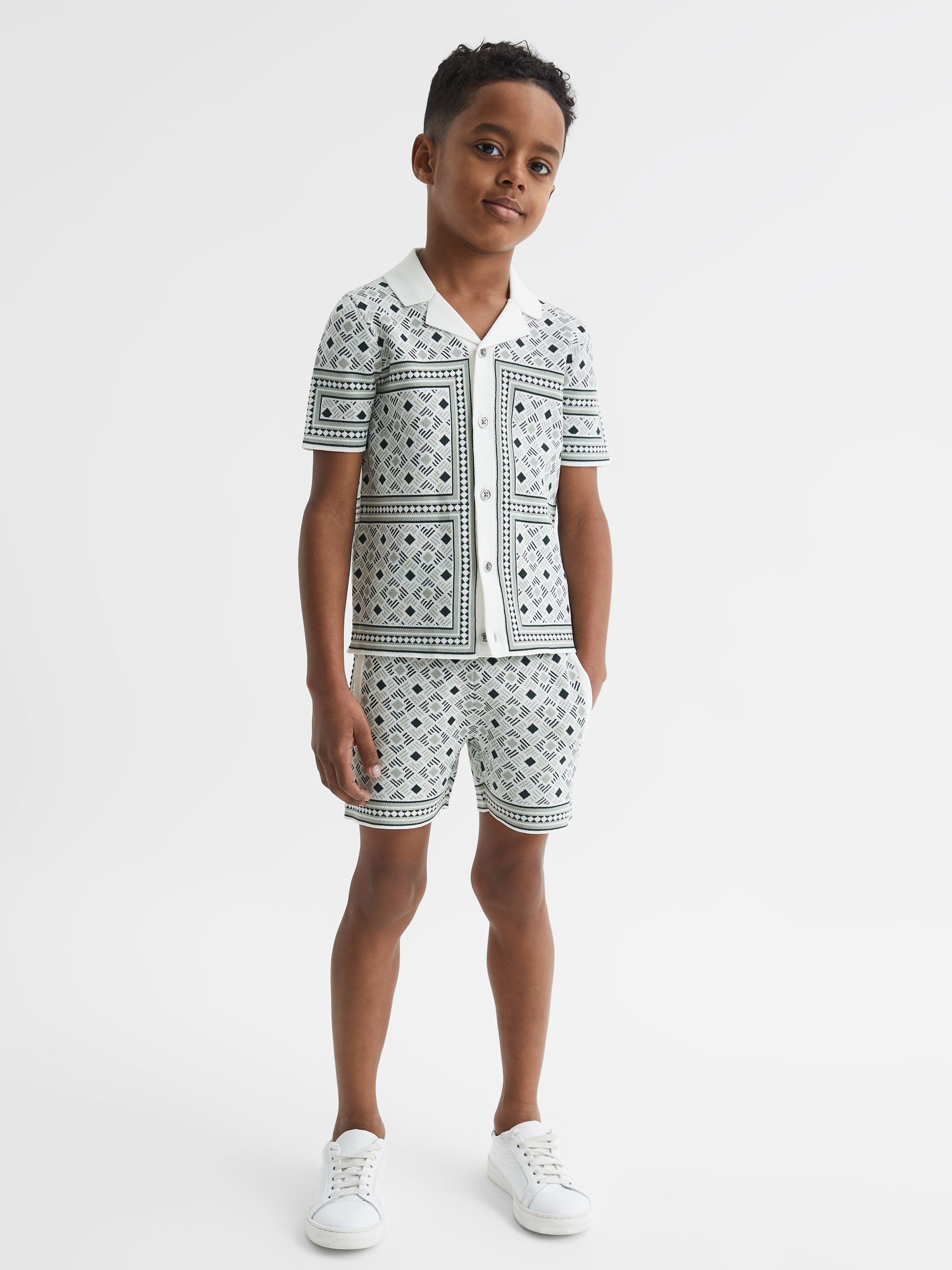 Junior Abstract Printed Cuban Collar Shirt in Sage - Image 3 of 6