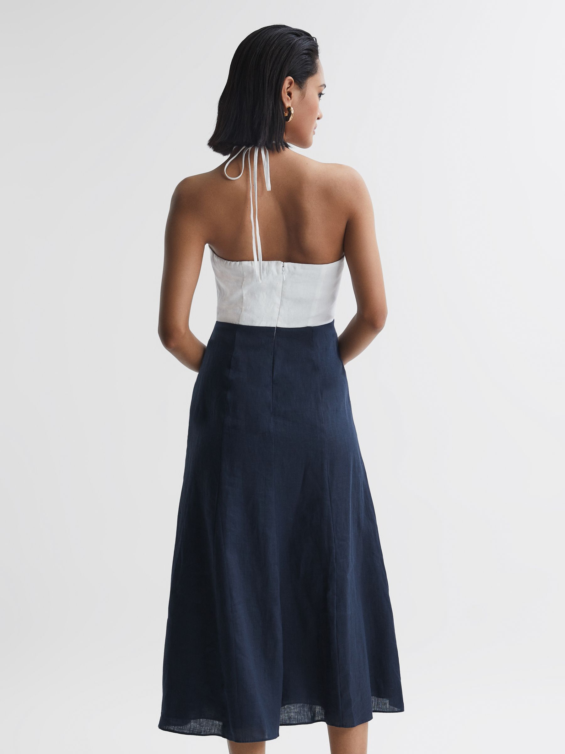 Linen Colour Block Midi Dress in Navy/White - Bild 5 av 7