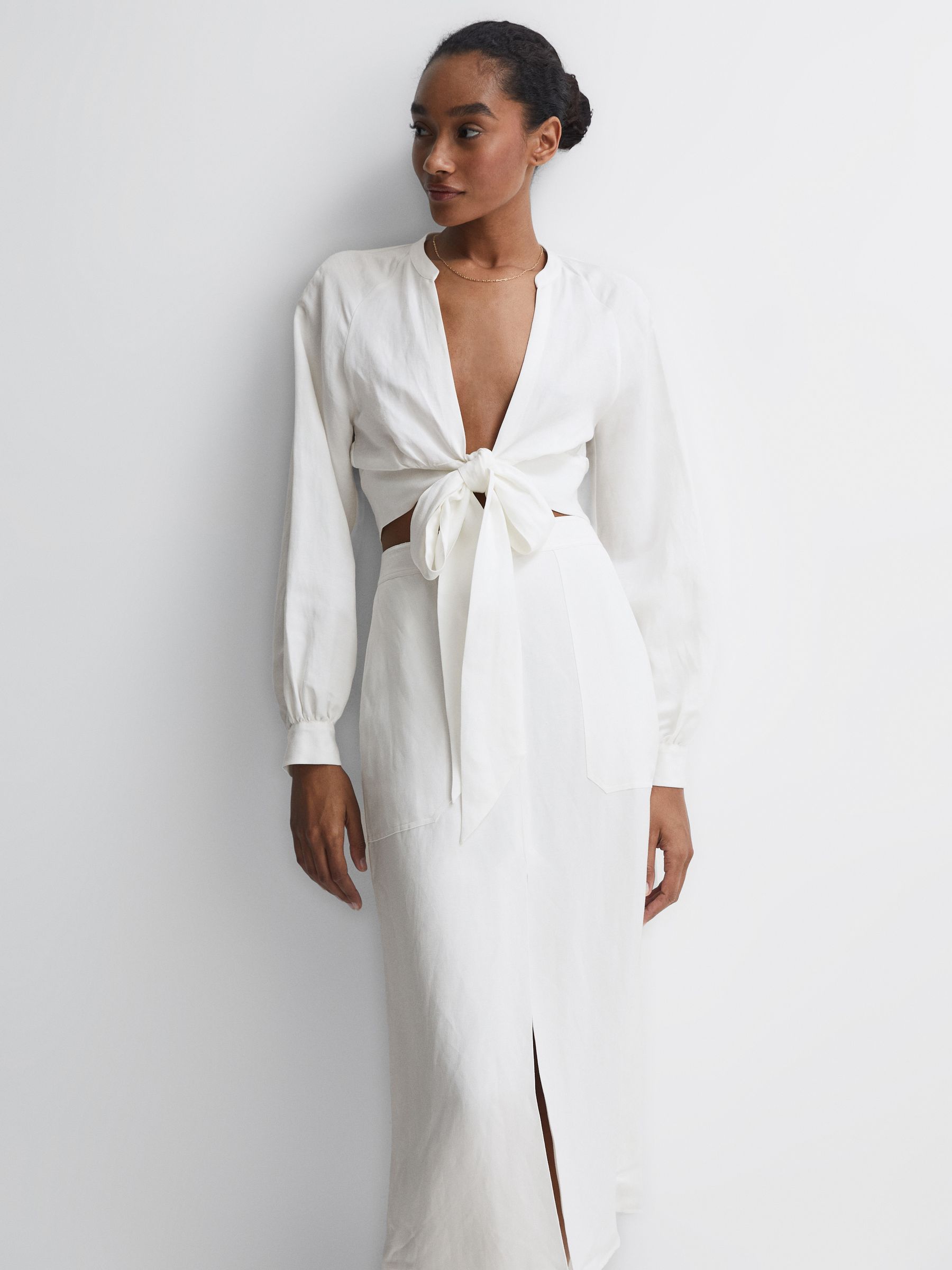 Linen High Rise Skirt in White - Image 3 of 6