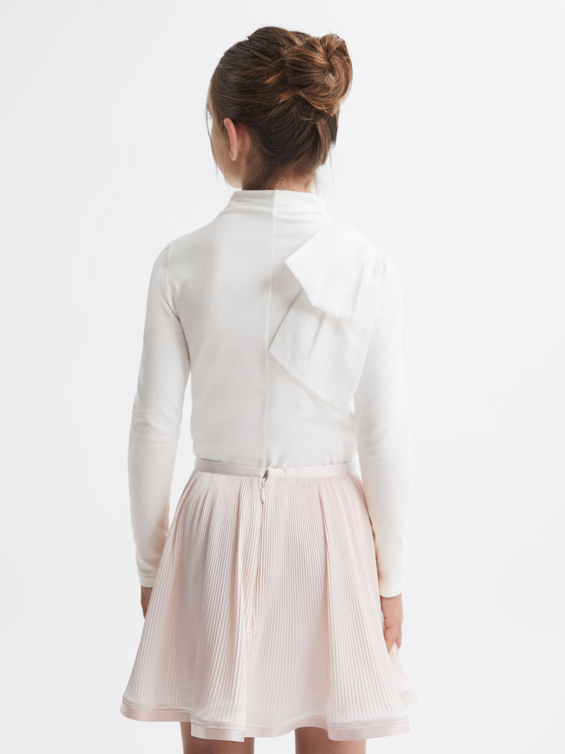 Senior Cotton Bow Funnel Neck T-Shirt in Ivory - Image 5 of 6