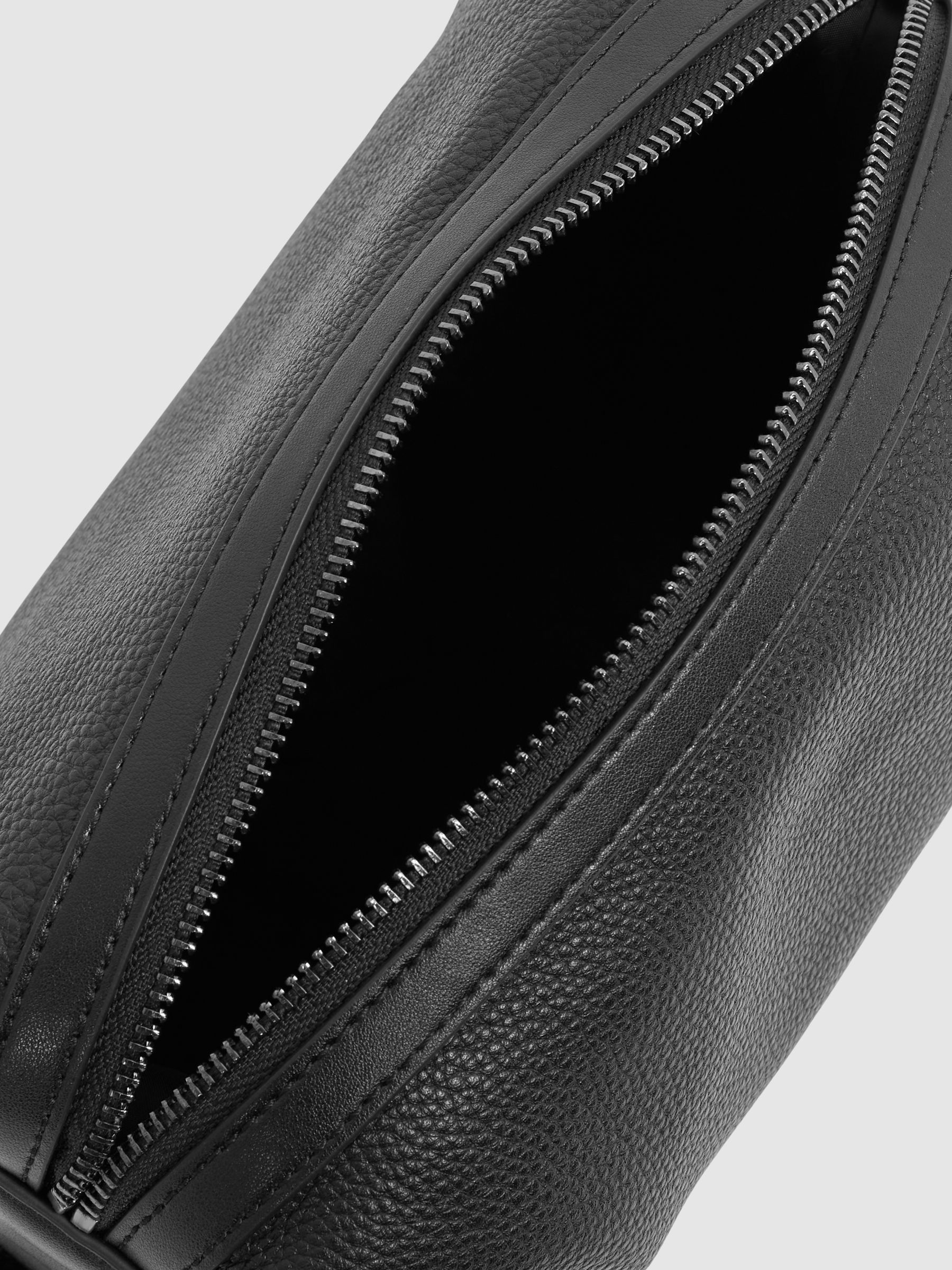 Leather Washbag in Black - Image 4 of 5