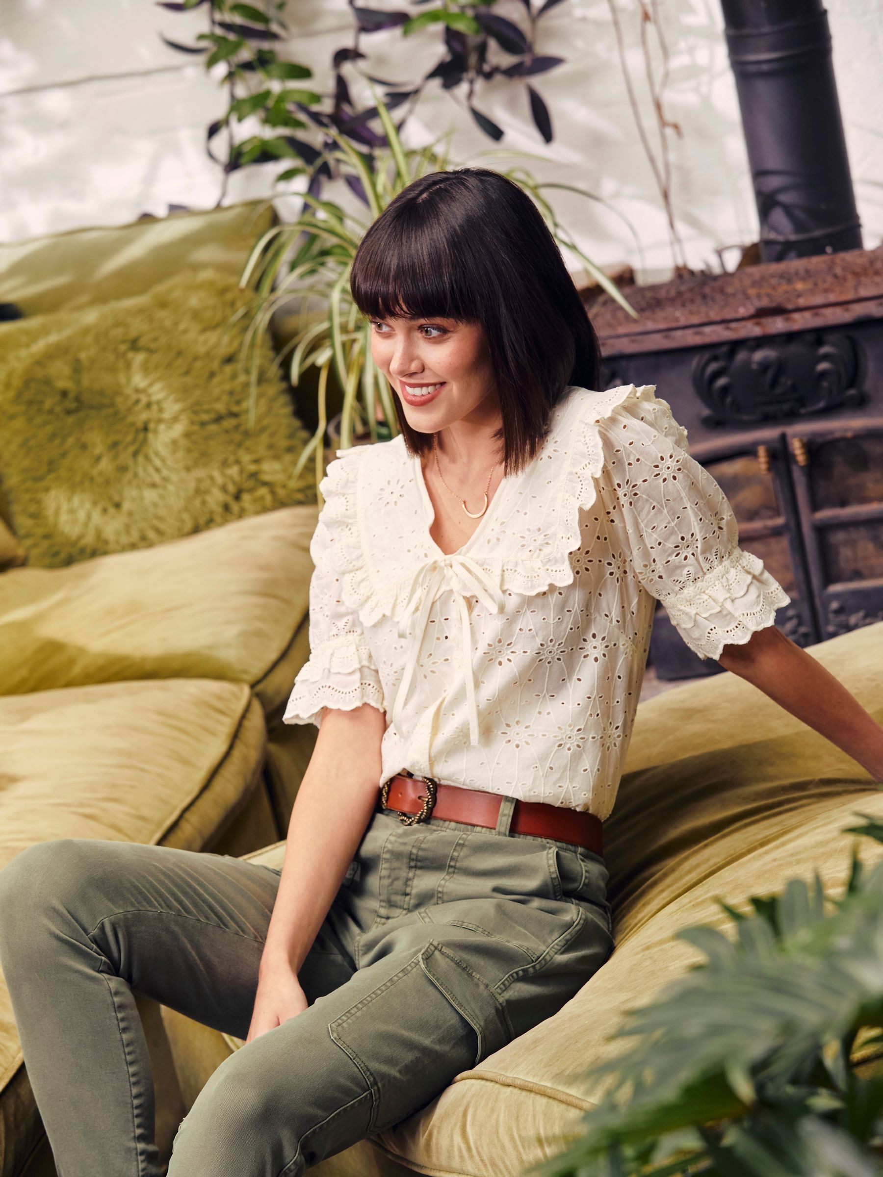 Hythe Green Cargo Trousers - Image 2 of 5