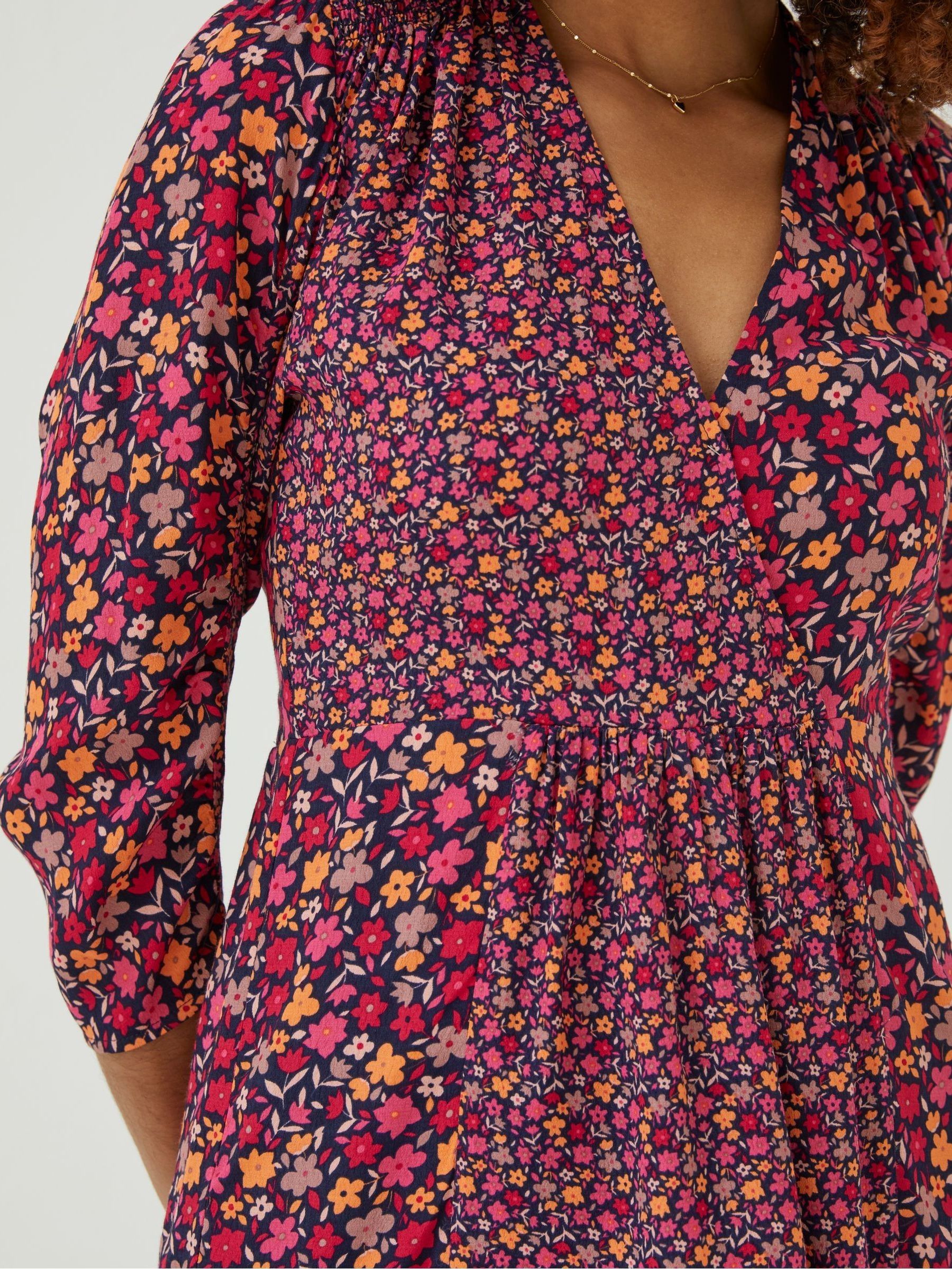 Red Frankie Retro Wrap Blouse - Image 4 of 5