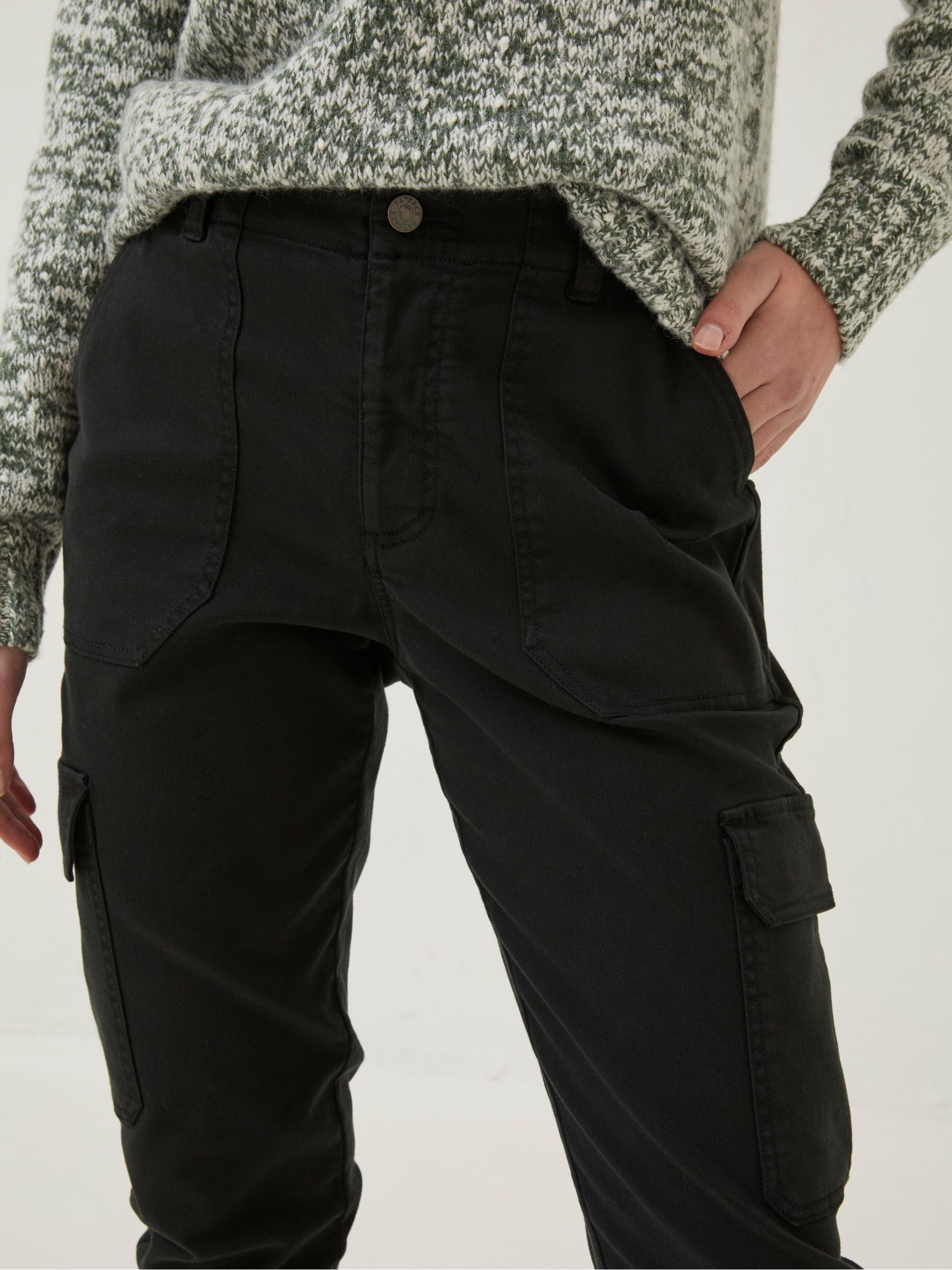 Hythe Black Cargo Trousers - Image 4 of 5