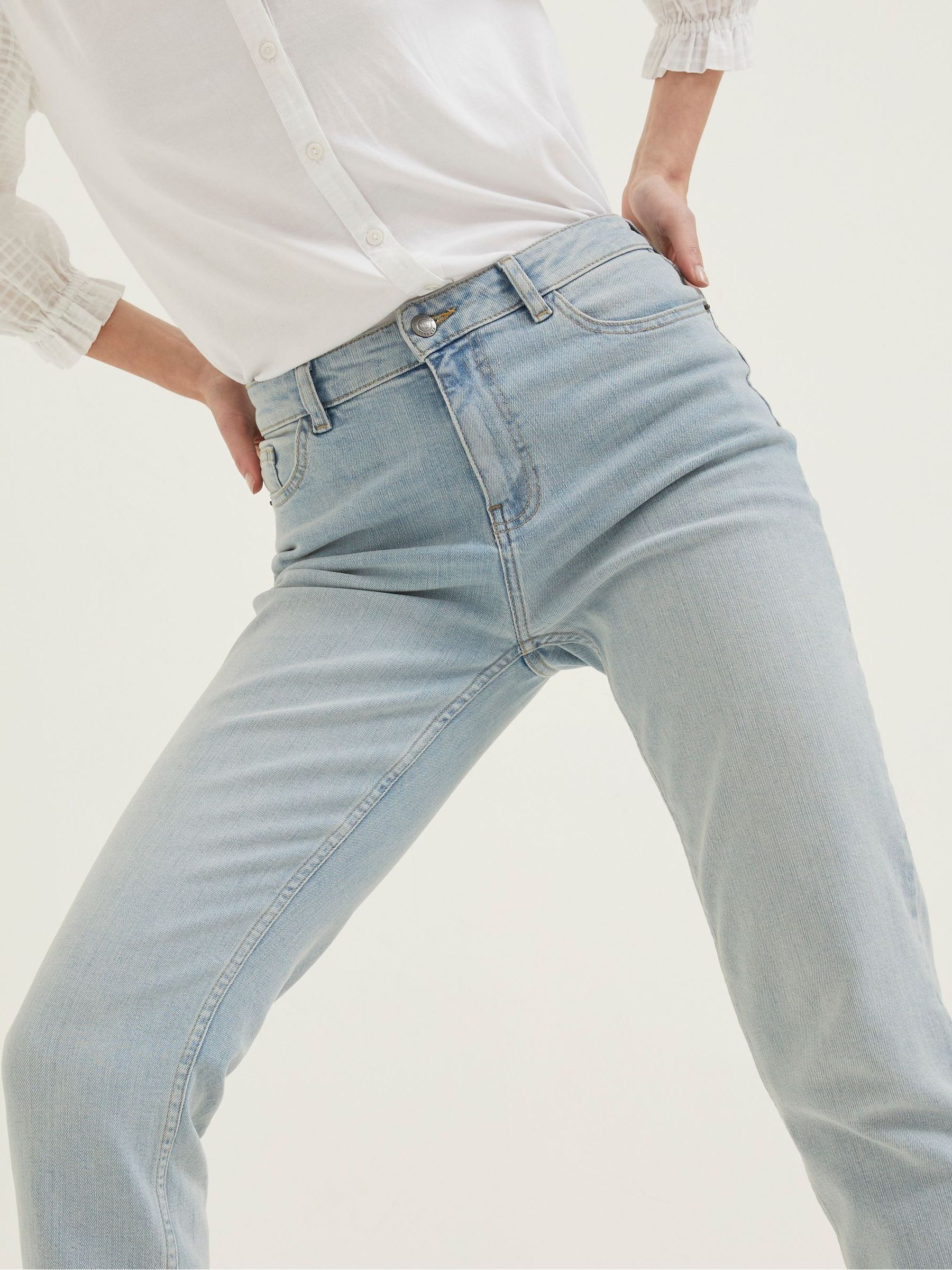Blue Chesham Girlfriend Jeans - Image 4 of 5