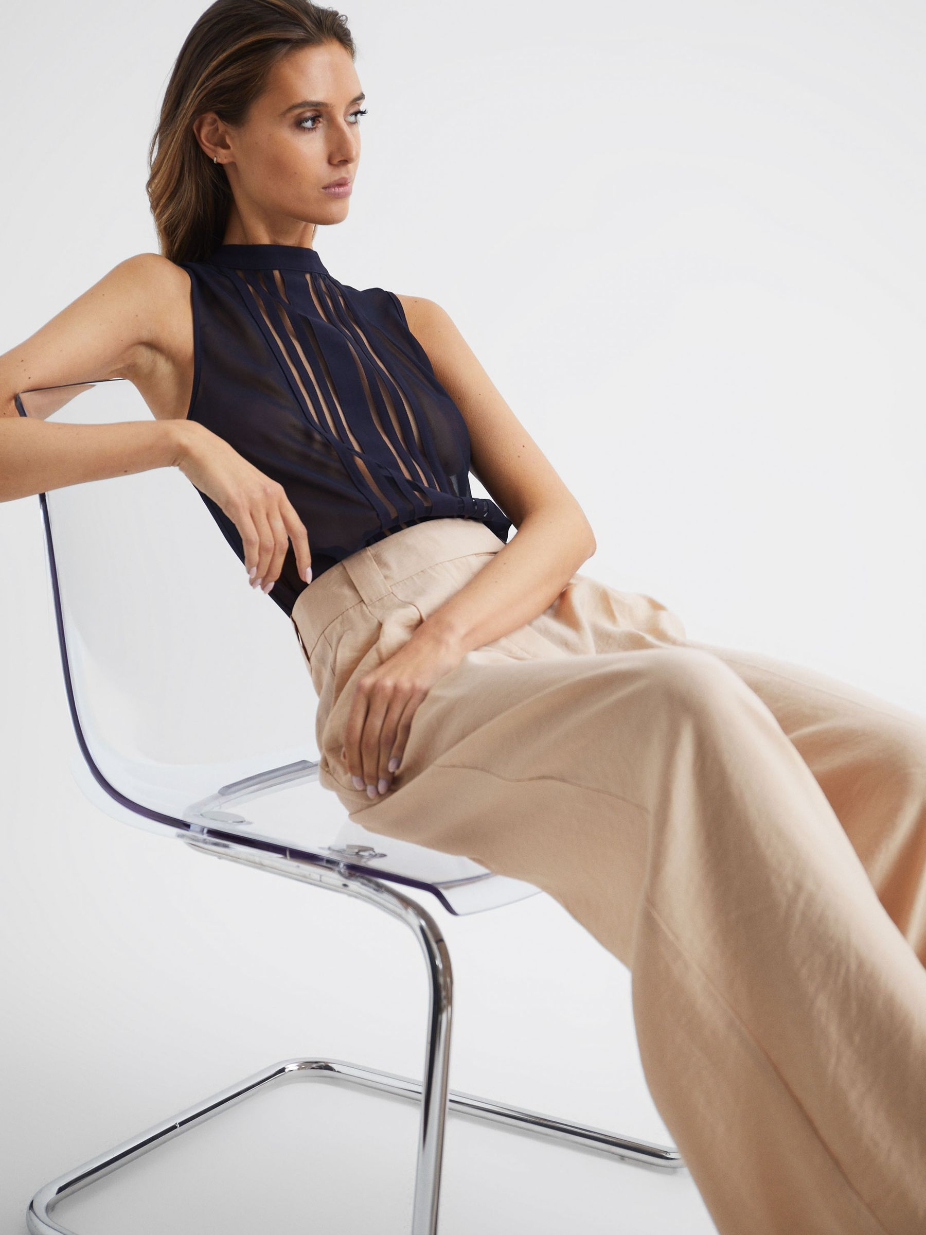 パンツ NUDE Wide leg viscose trouser Reiss Wide Leg Occasion Trousers in Nude - REISS