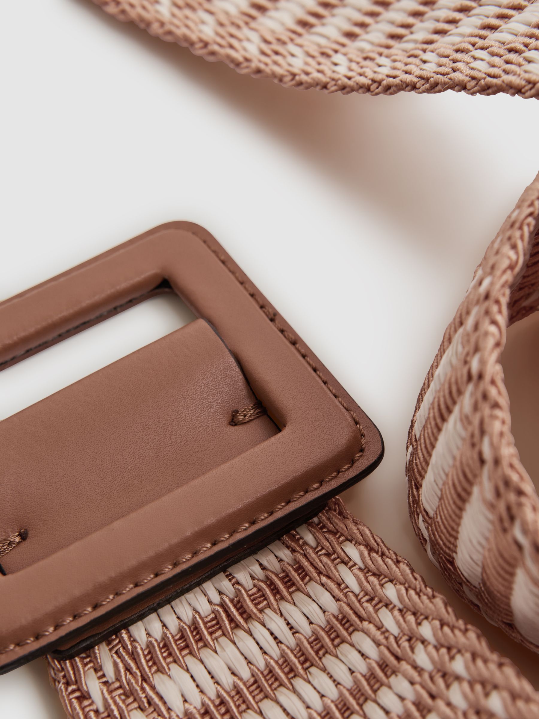 Raffia riem met gesp in neutraal - Afbeelding 4 van 4