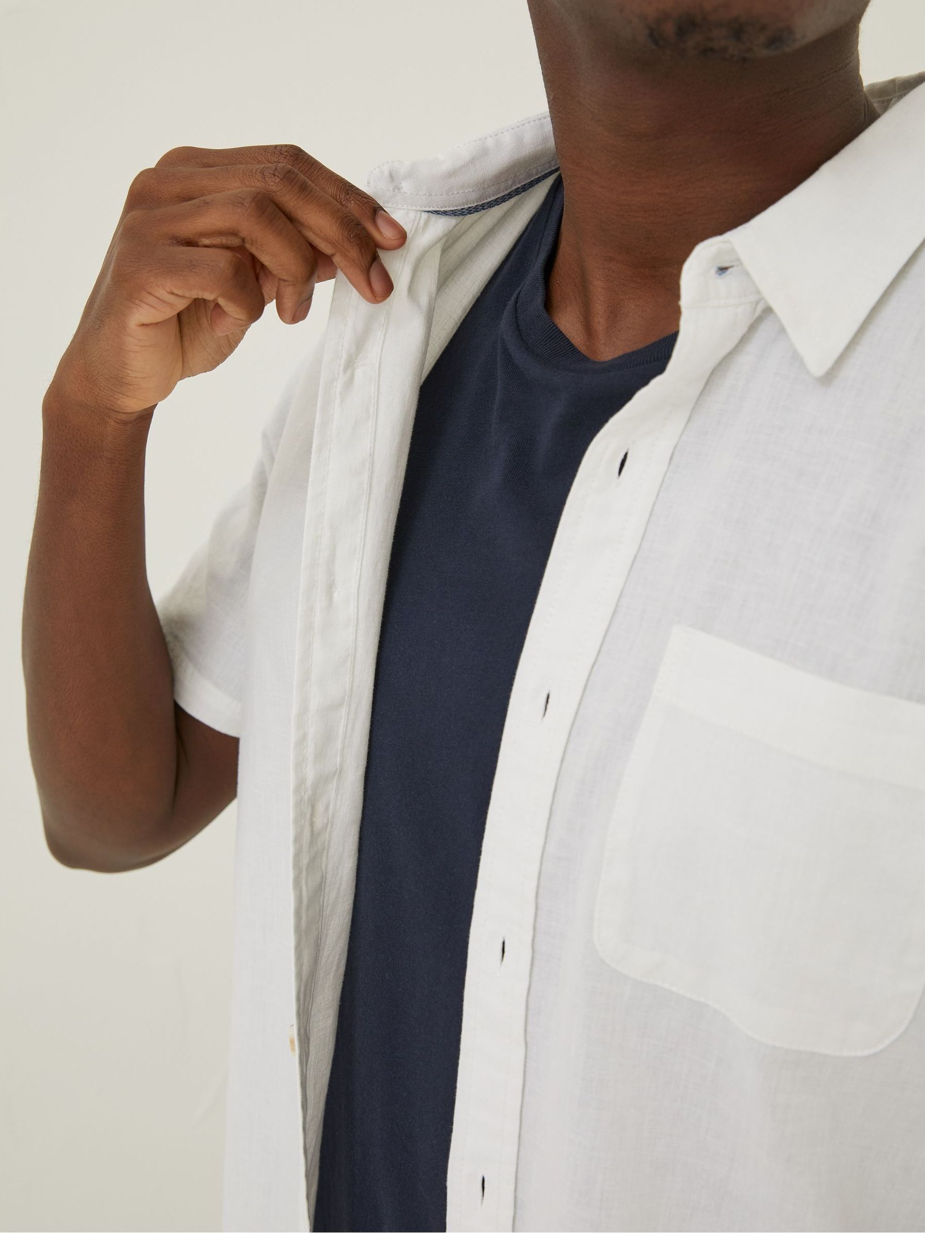 White Bugle Cotton Shirt - Image 4 of 5