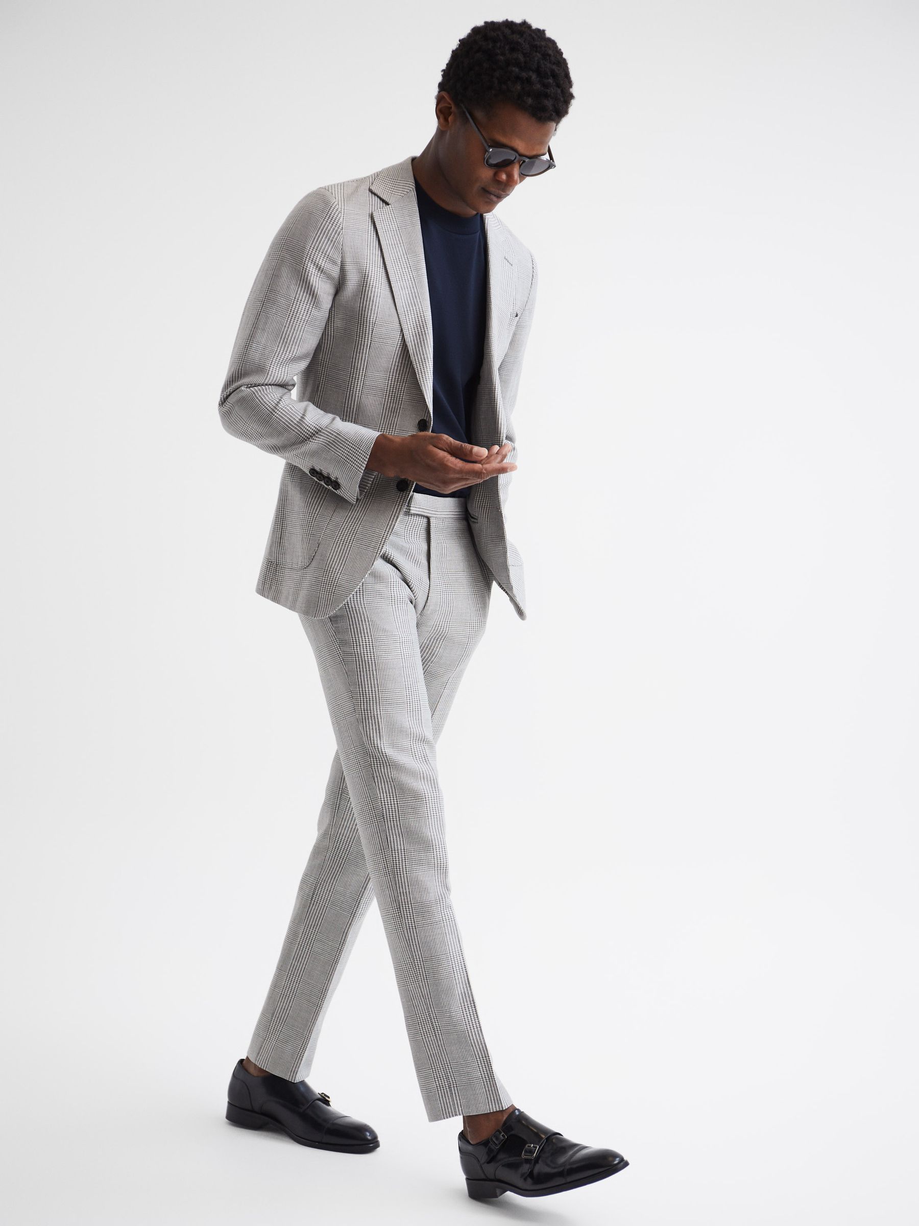 Wool Linen Blend Slim Fit Trousers in Grey - Image 3 of 6
