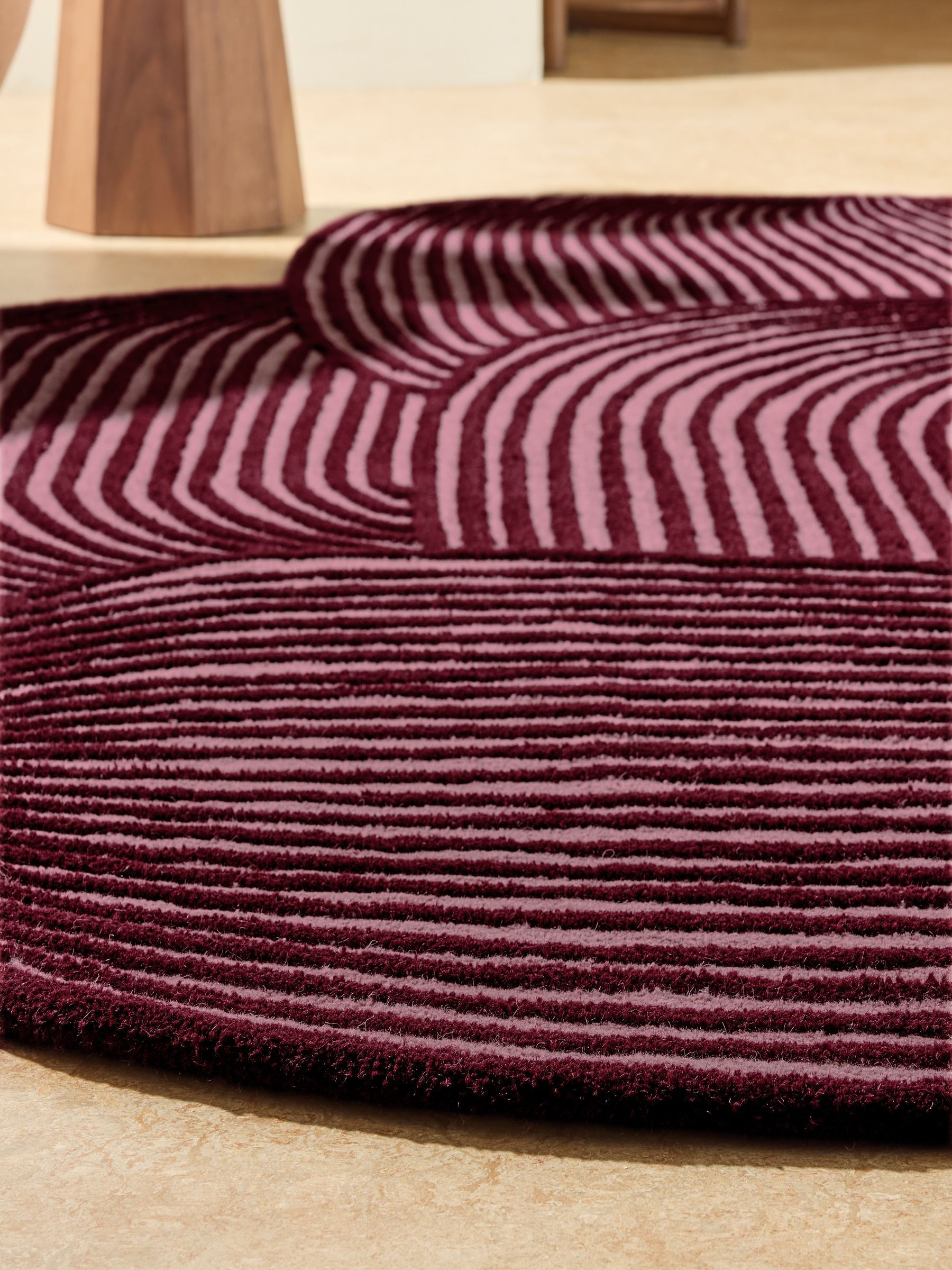 Casey Wool Tufted Rug in Pink - Image 3 of 5